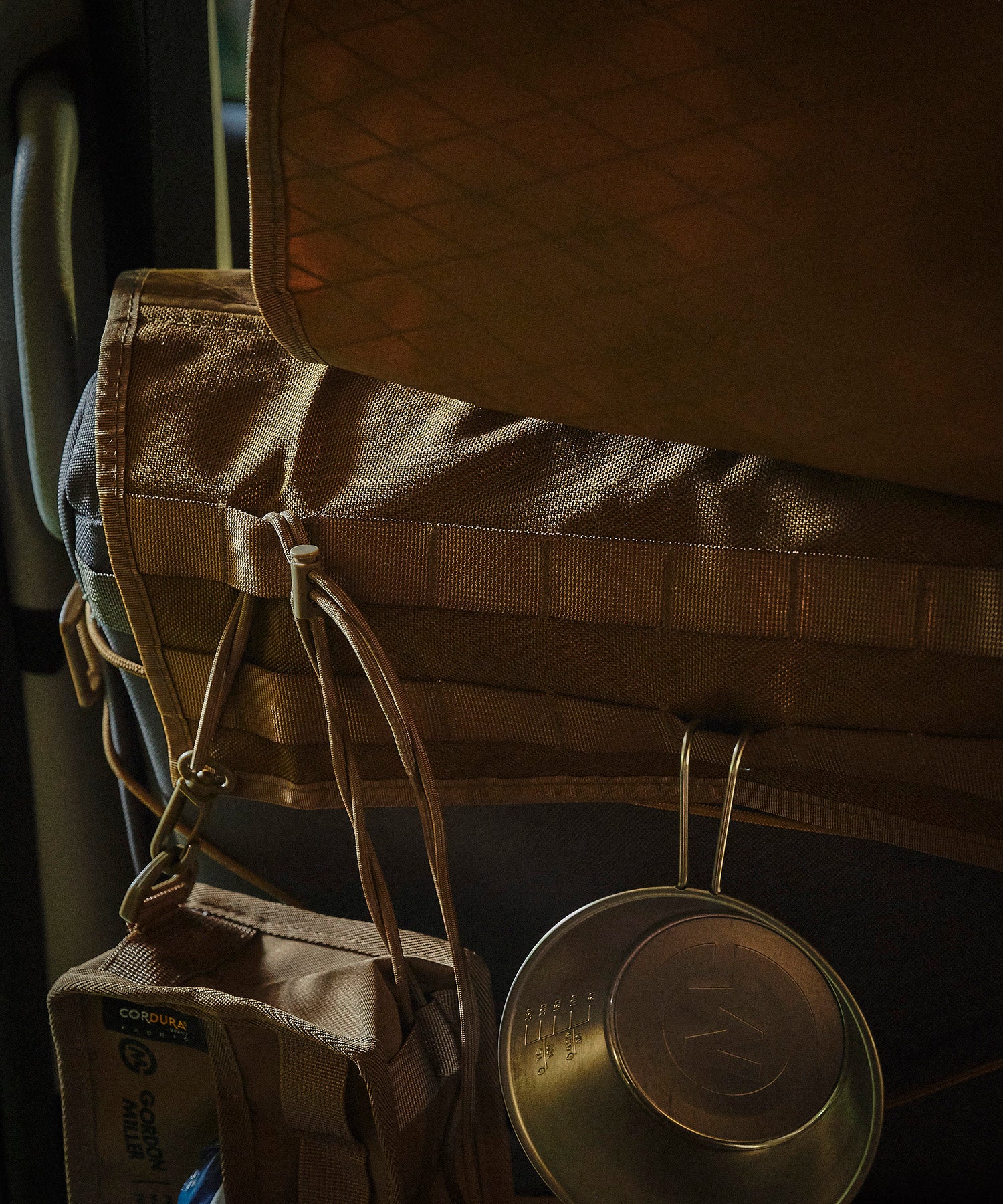 おしゃれ おすすめ カー用品 車 かけるだけ 防水 汎用 X-PAC シートカバー