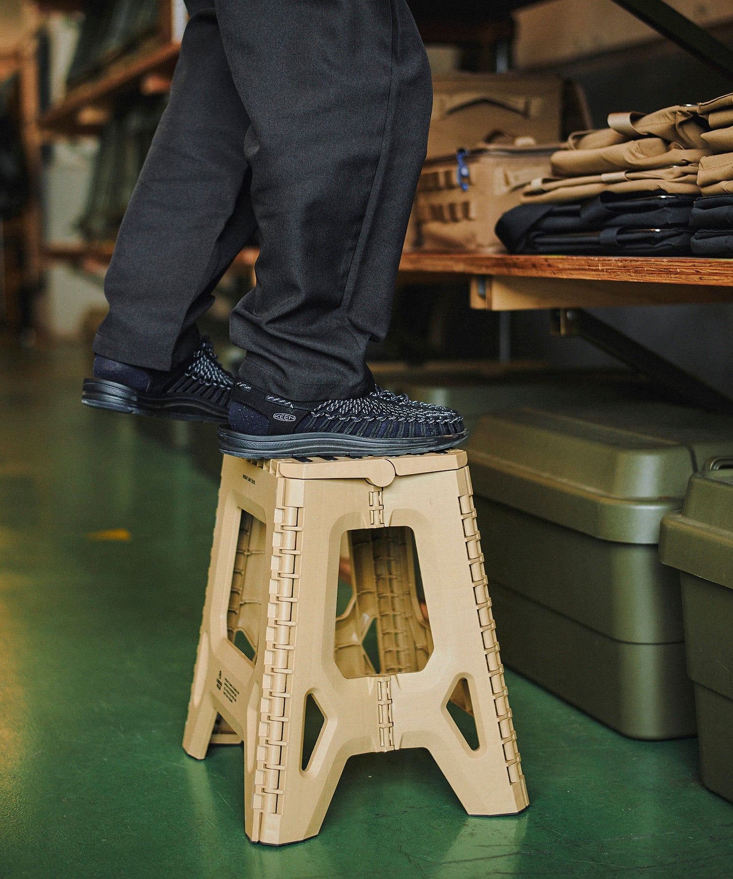 おしゃれ おすすめ 洗車用品 掃除 作業用 フォールディング ステップ 折りたたみ 踏み台