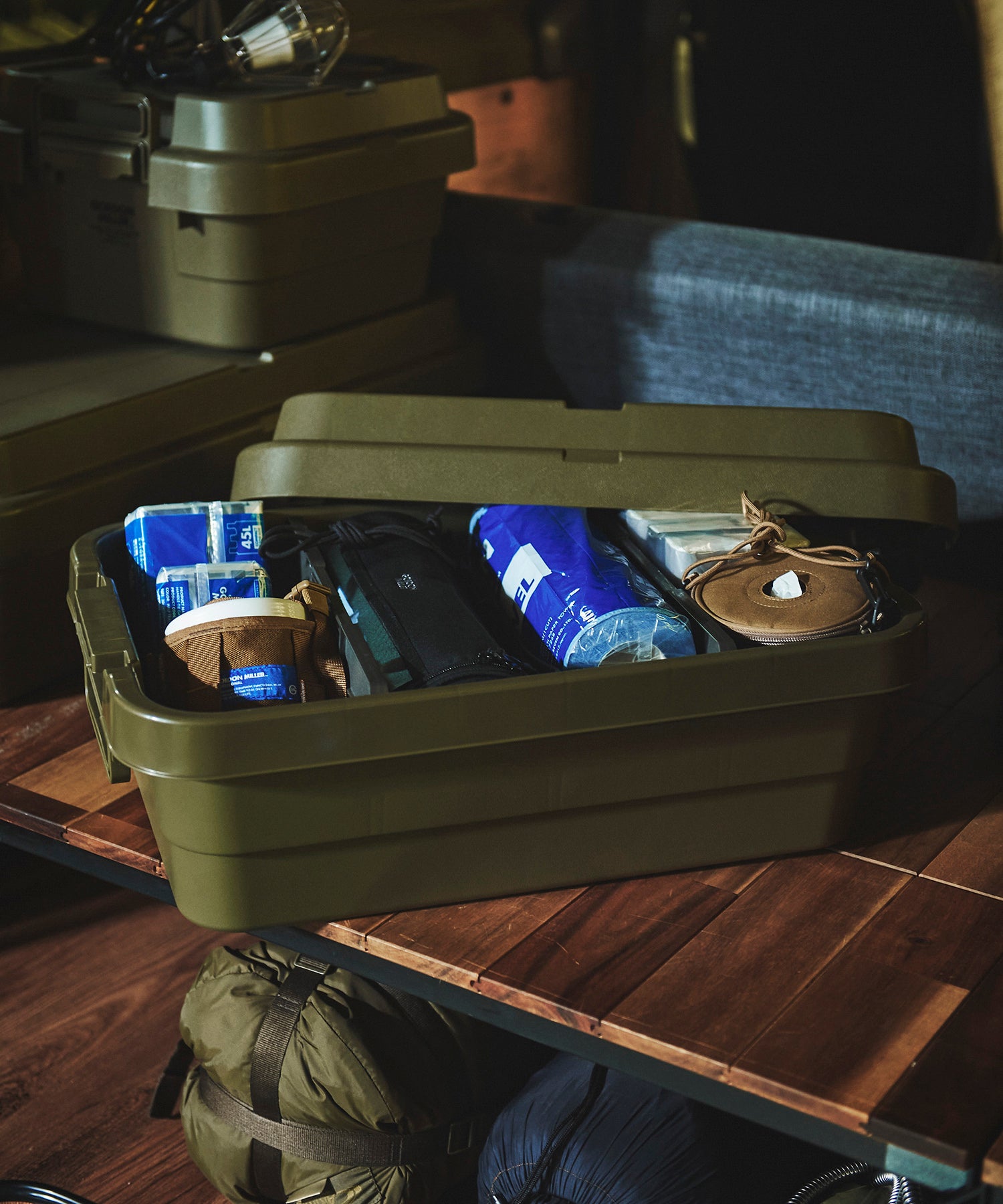 おしゃれ おすすめ 積み重ね可能 座れる フタ付き 収納ボックス スタッキング トランクカーゴ