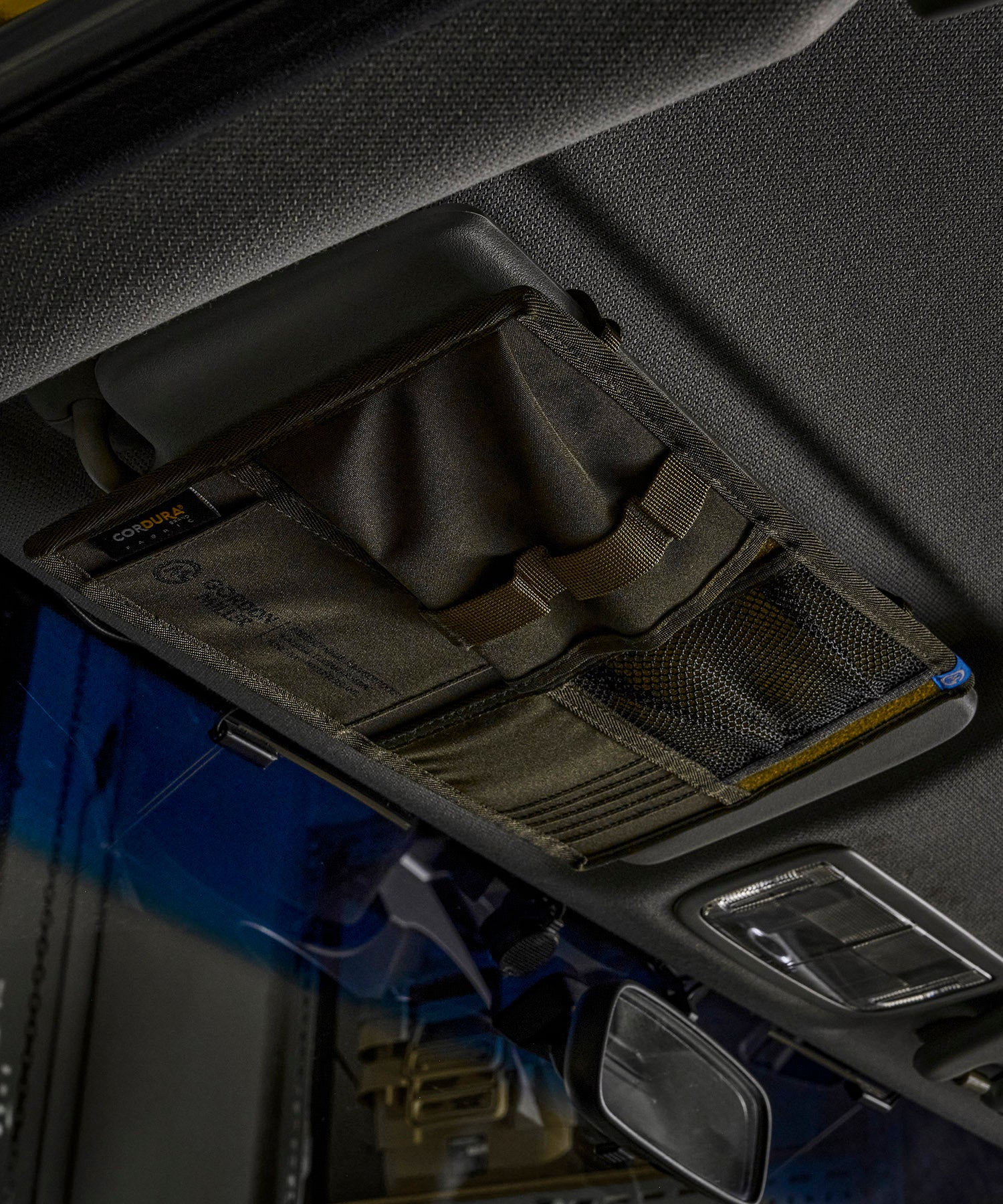 おしゃれ おすすめ カー用品 コーデュラ サンバイザー ポケット 便利グッズ 収納