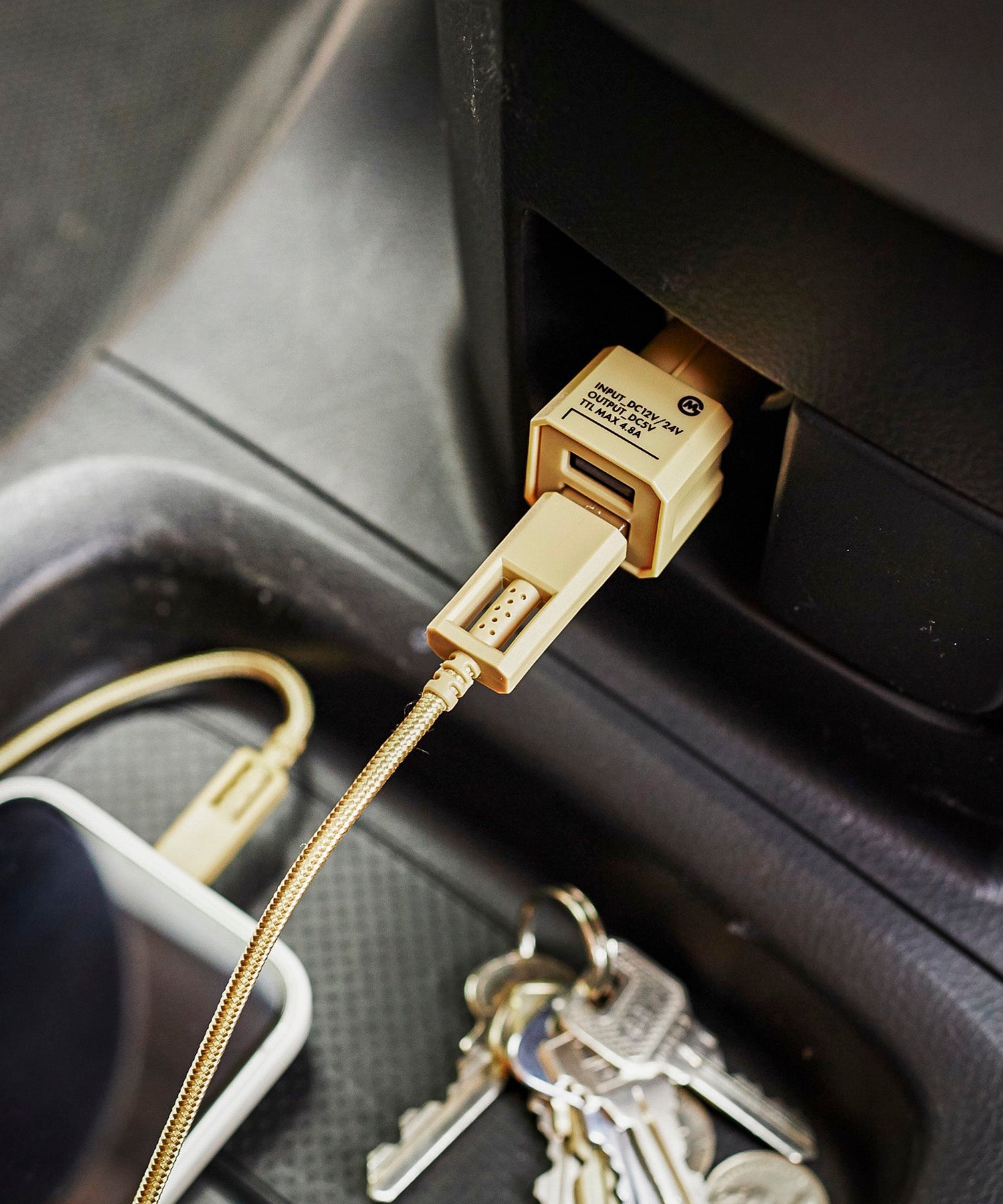 おしゃれ おすすめ カー用品 2ポート USBソケット 便利グッズ シガーソケット用