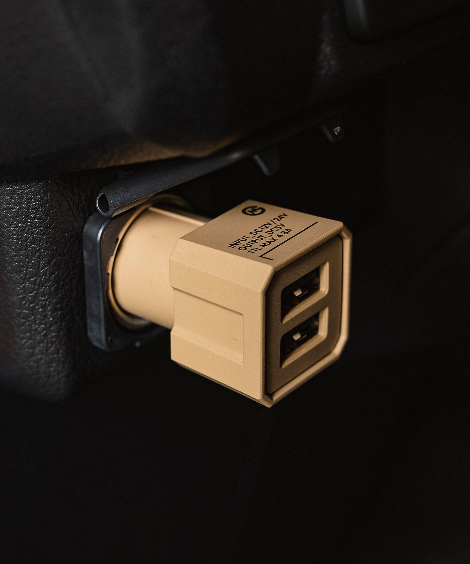 おしゃれ おすすめ カー用品 2ポート USBソケット 便利グッズ シガーソケット用