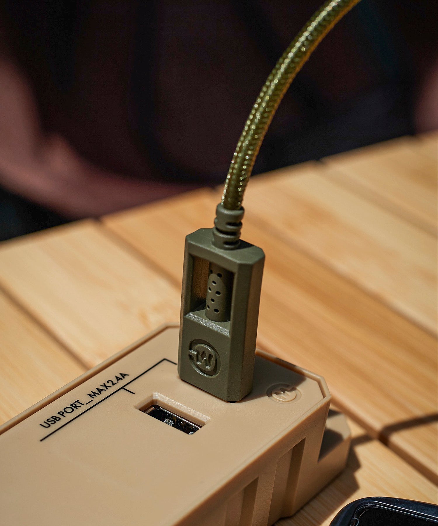 おしゃれ おすすめ カー用品 USBケーブル タイプA タイプC 充電器 便利グッズ