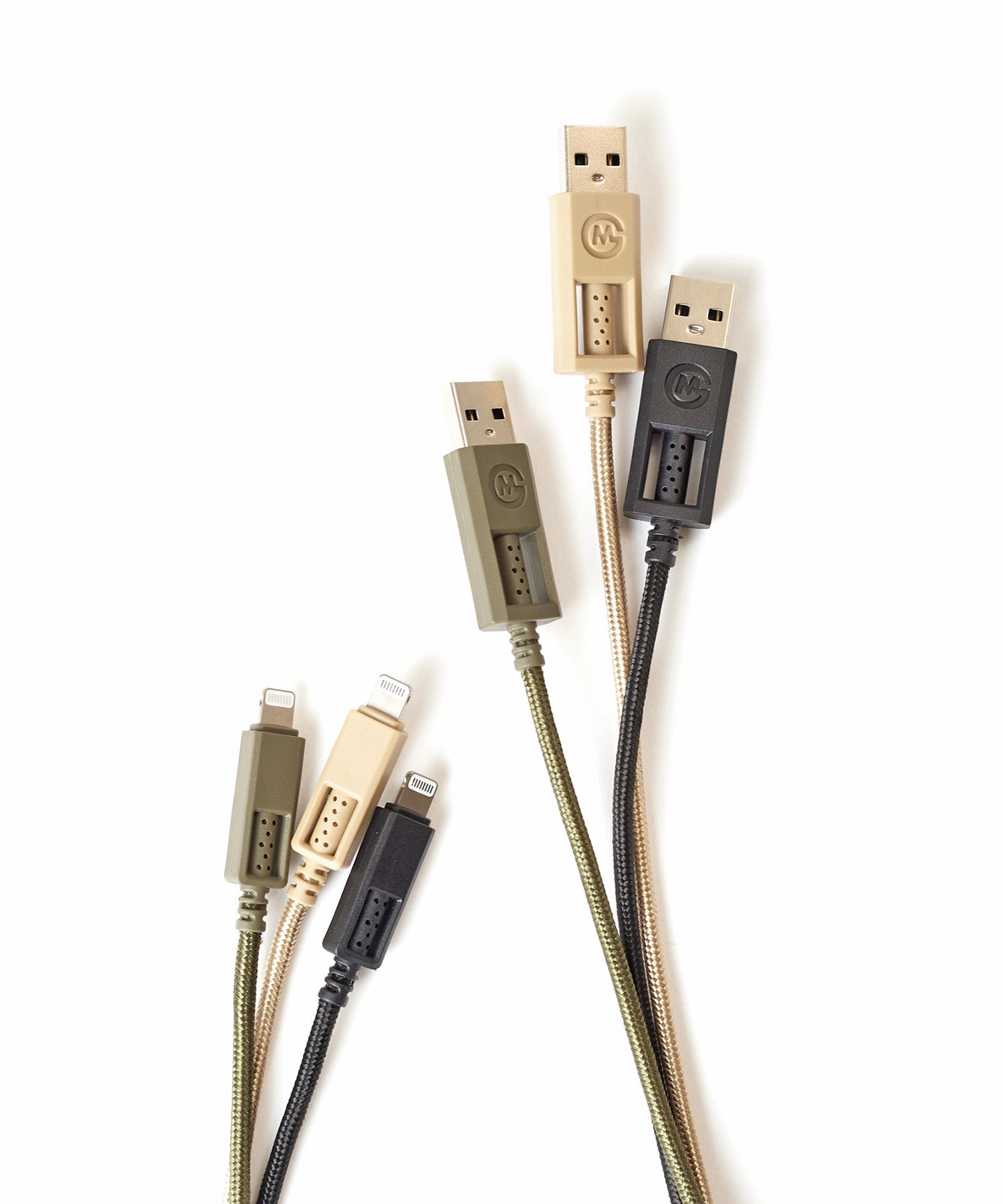 おしゃれ おすすめ カー用品 USBケーブル タイプA ライトニング 充電器 便利グッズ