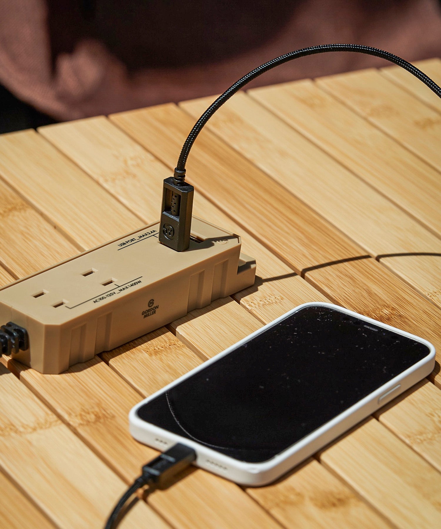 おしゃれ おすすめ カー用品 USBケーブル タイプA ライトニング 充電器 便利グッズ