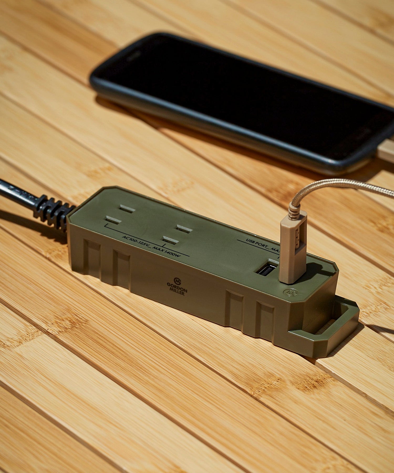 おしゃれ おすすめ カー用品 USBポート タイプA ハンギング 電源タップ 便利グッズ