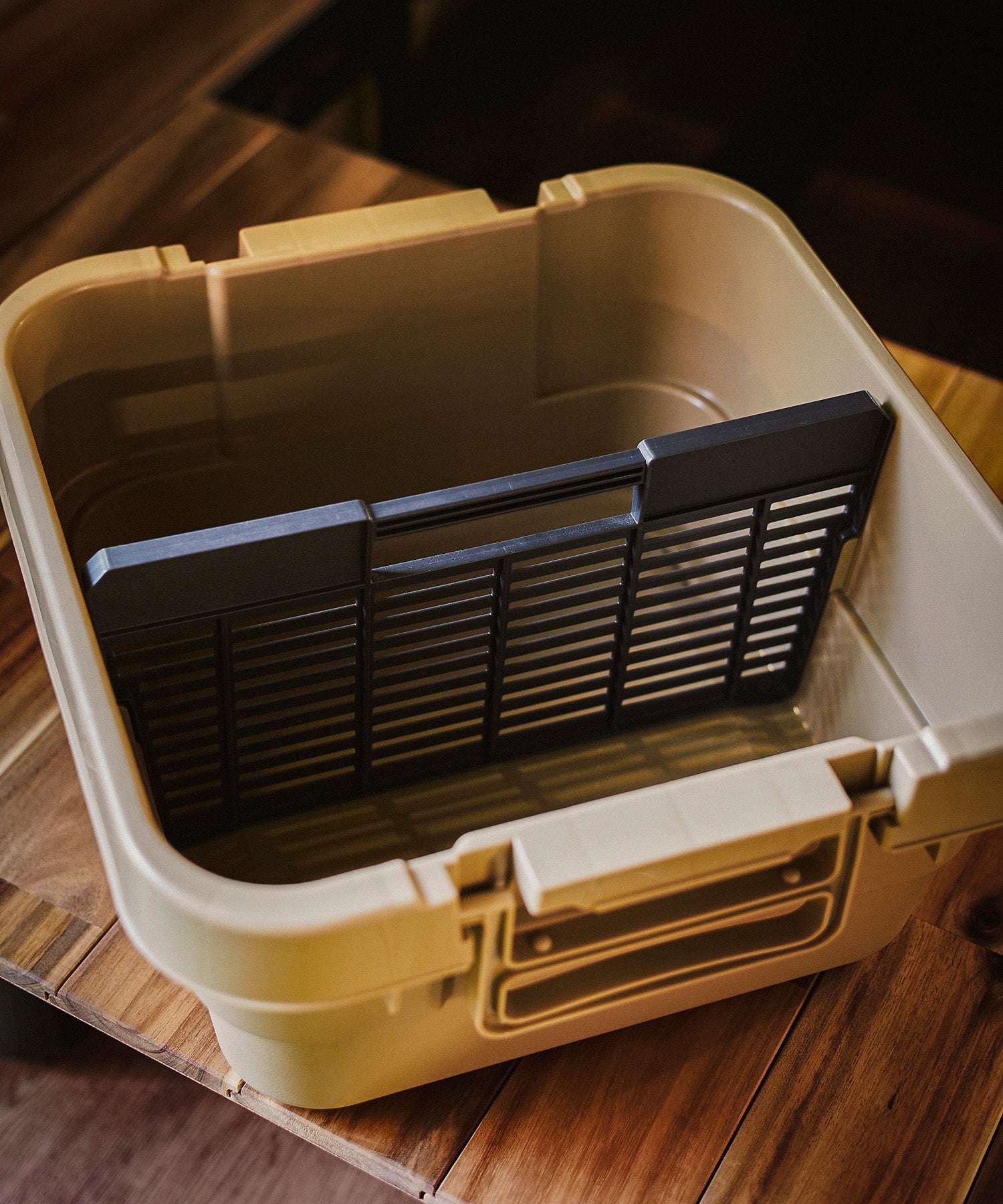 おしゃれ おすすめ 積み重ね可能 座れる フタ付き 収納ボックス トランクカーゴ 仕切り板