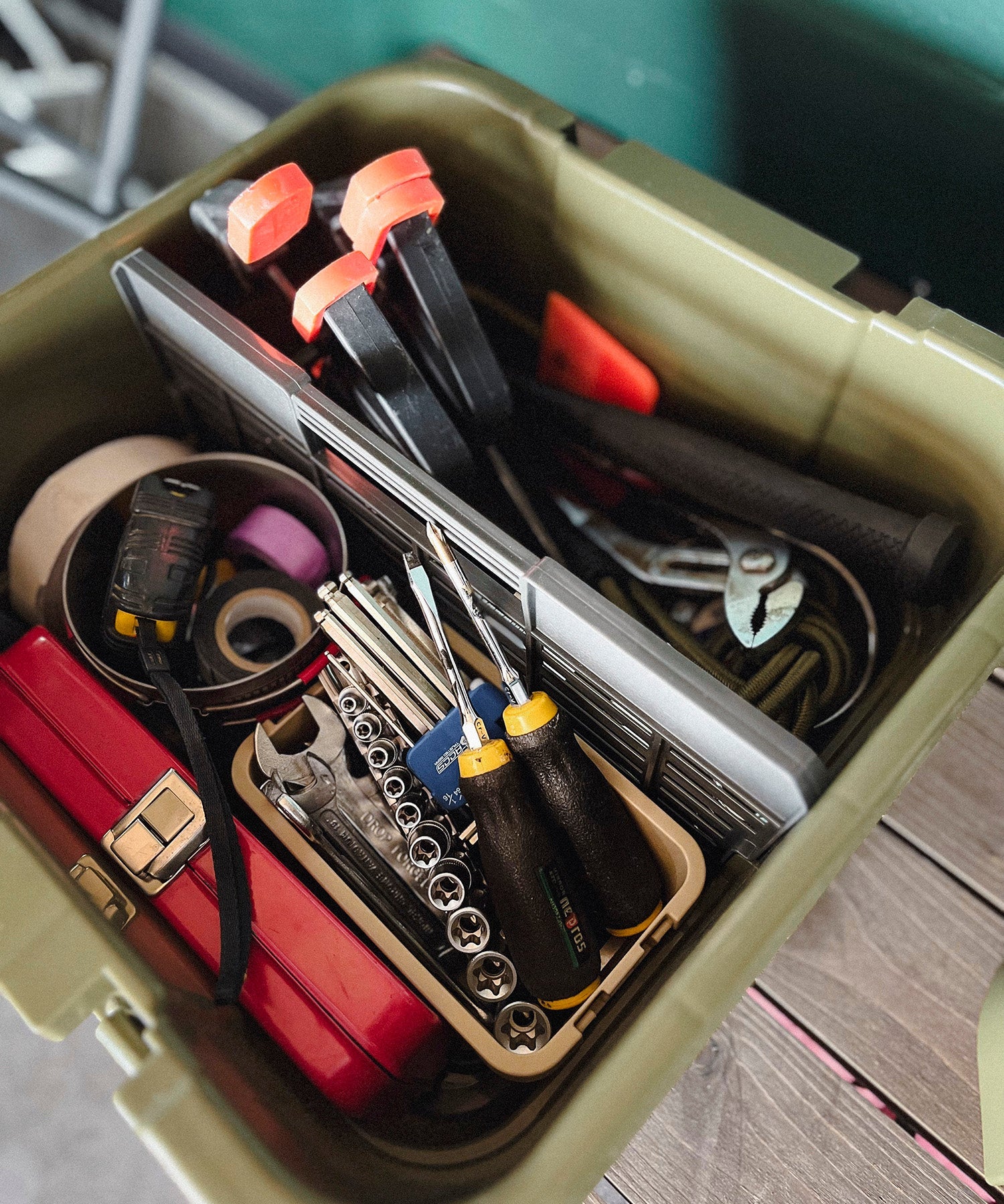 おしゃれ おすすめ 積み重ね可能 座れる フタ付き 収納ボックス トランクカーゴ 仕切り板