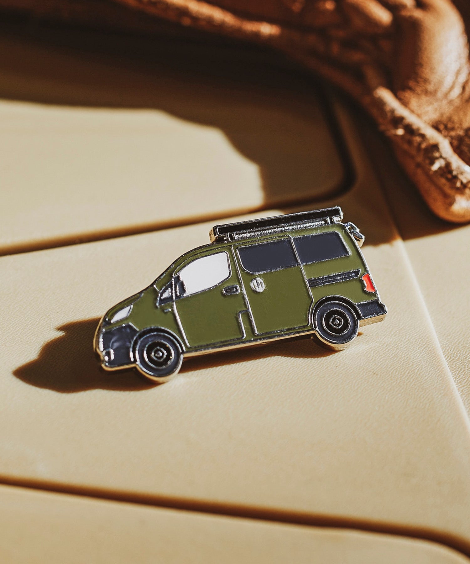 おしゃれ おすすめ カー用品 ピンズ バッジ カスタム オートバックス