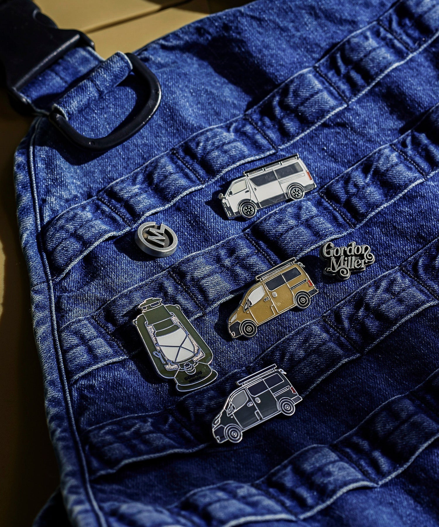 おしゃれ おすすめ カー用品 ピンズ バッジ カスタム オートバックス