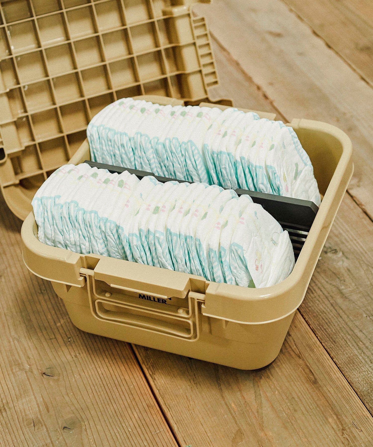 おしゃれ おすすめ 積み重ね可能 座れる フタ付き 収納ボックス スタッキング トランクカーゴ