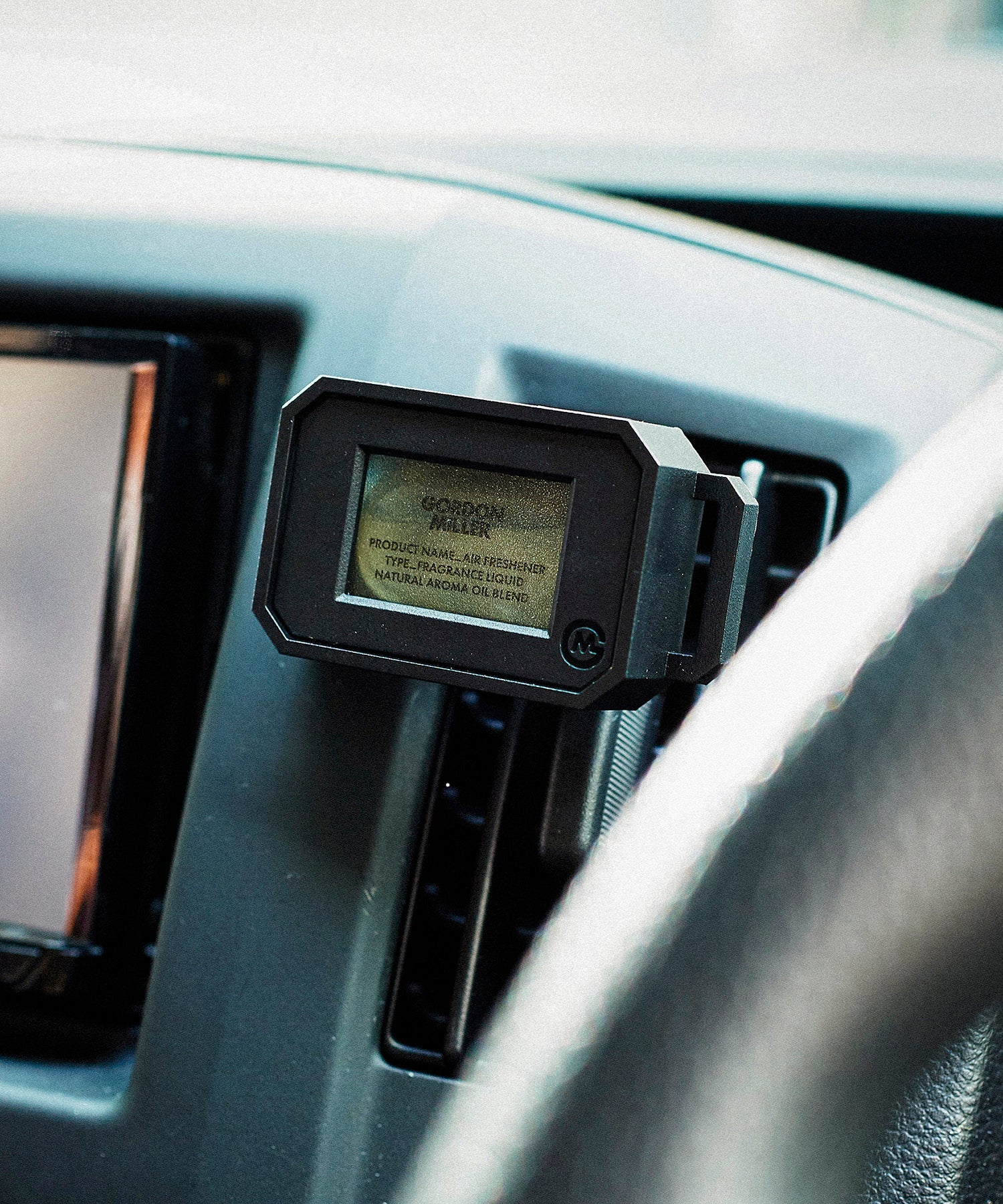 おしゃれ おすすめ カー用品 芳香剤 ACクリップ エアフレッシュナー リキッドタイプ