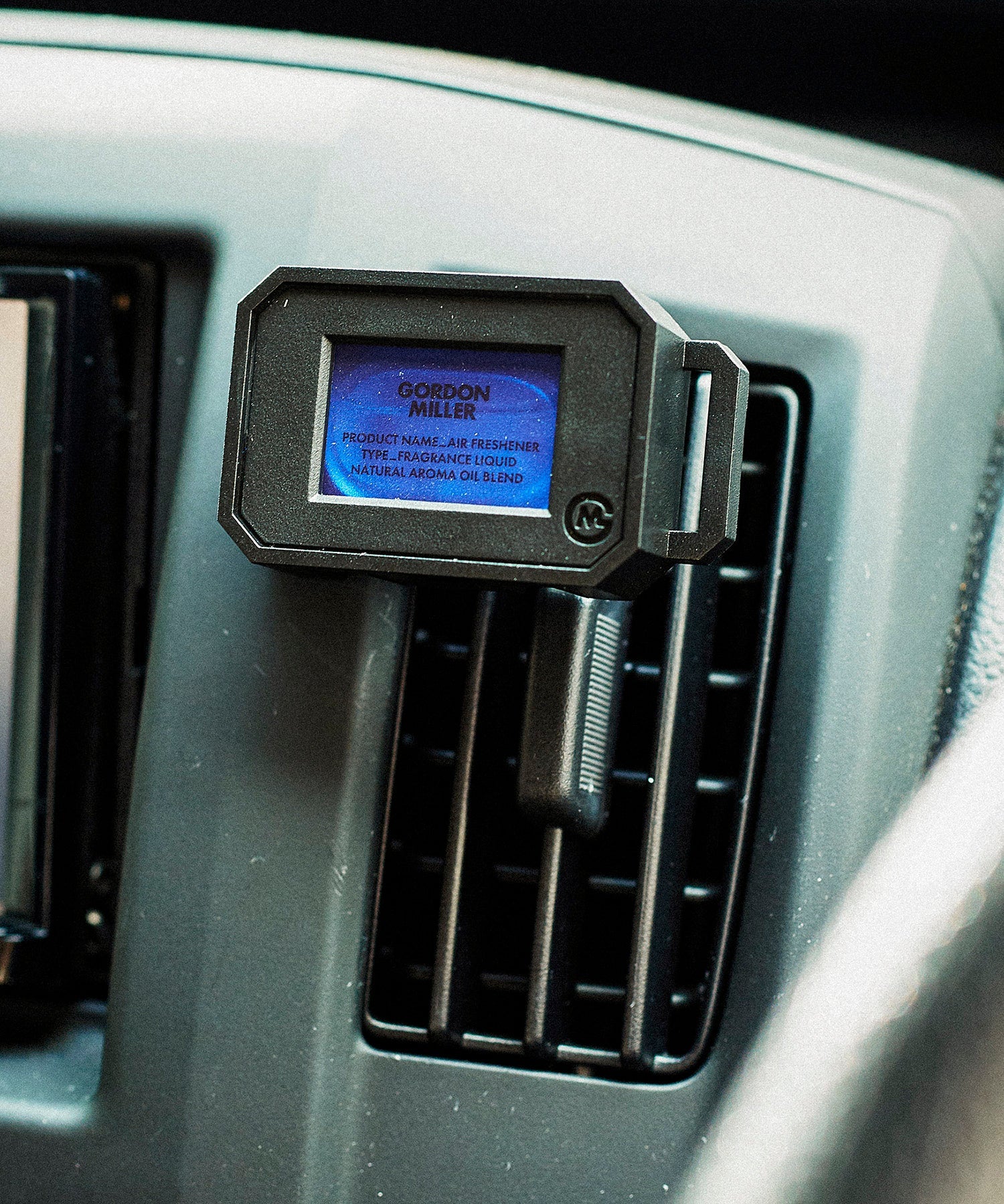 おしゃれ おすすめ カー用品 芳香剤 ACクリップ エアフレッシュナー リキッドタイプ