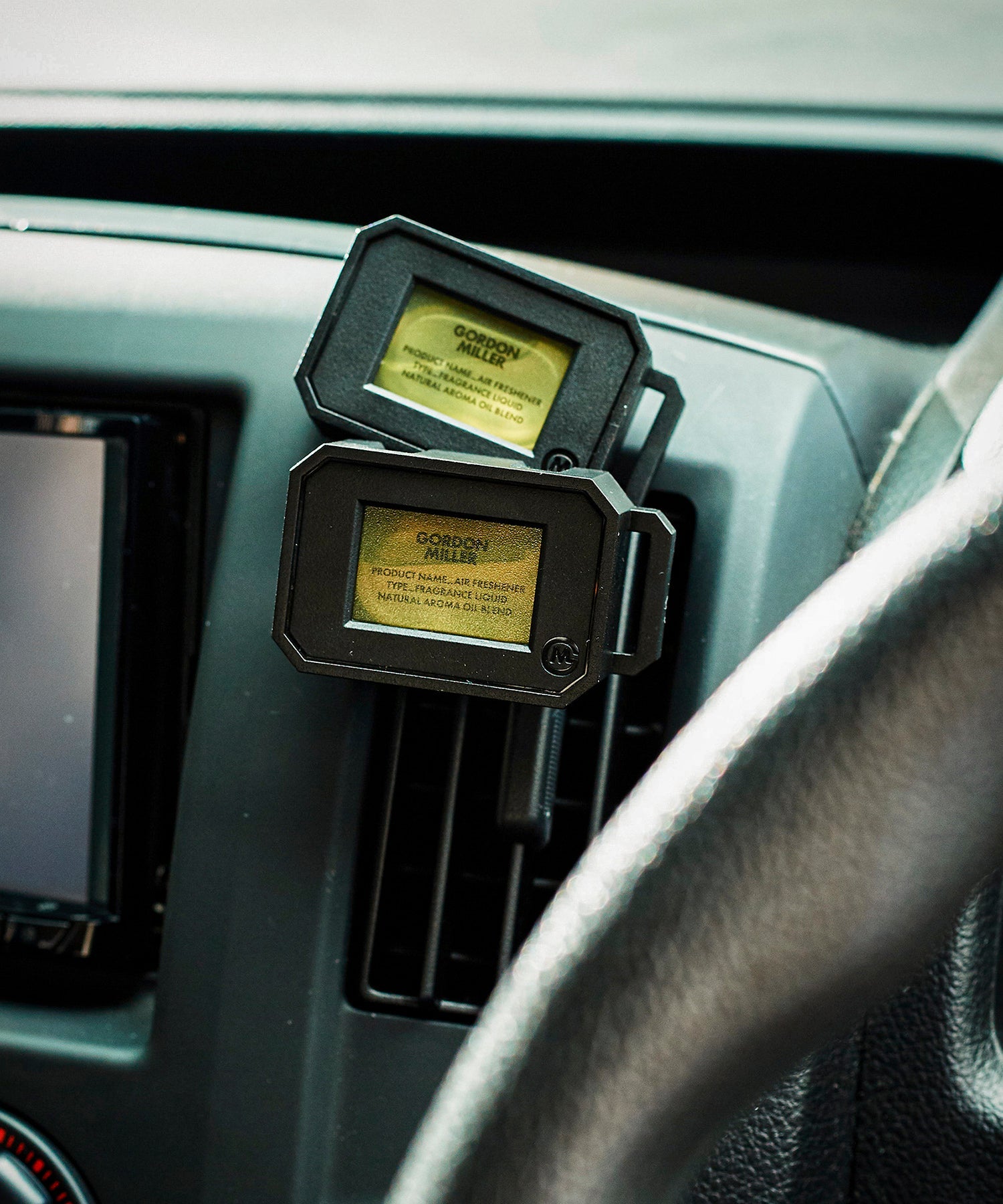 おしゃれ おすすめ カー用品 芳香剤 ACクリップ エアフレッシュナー リキッドタイプ