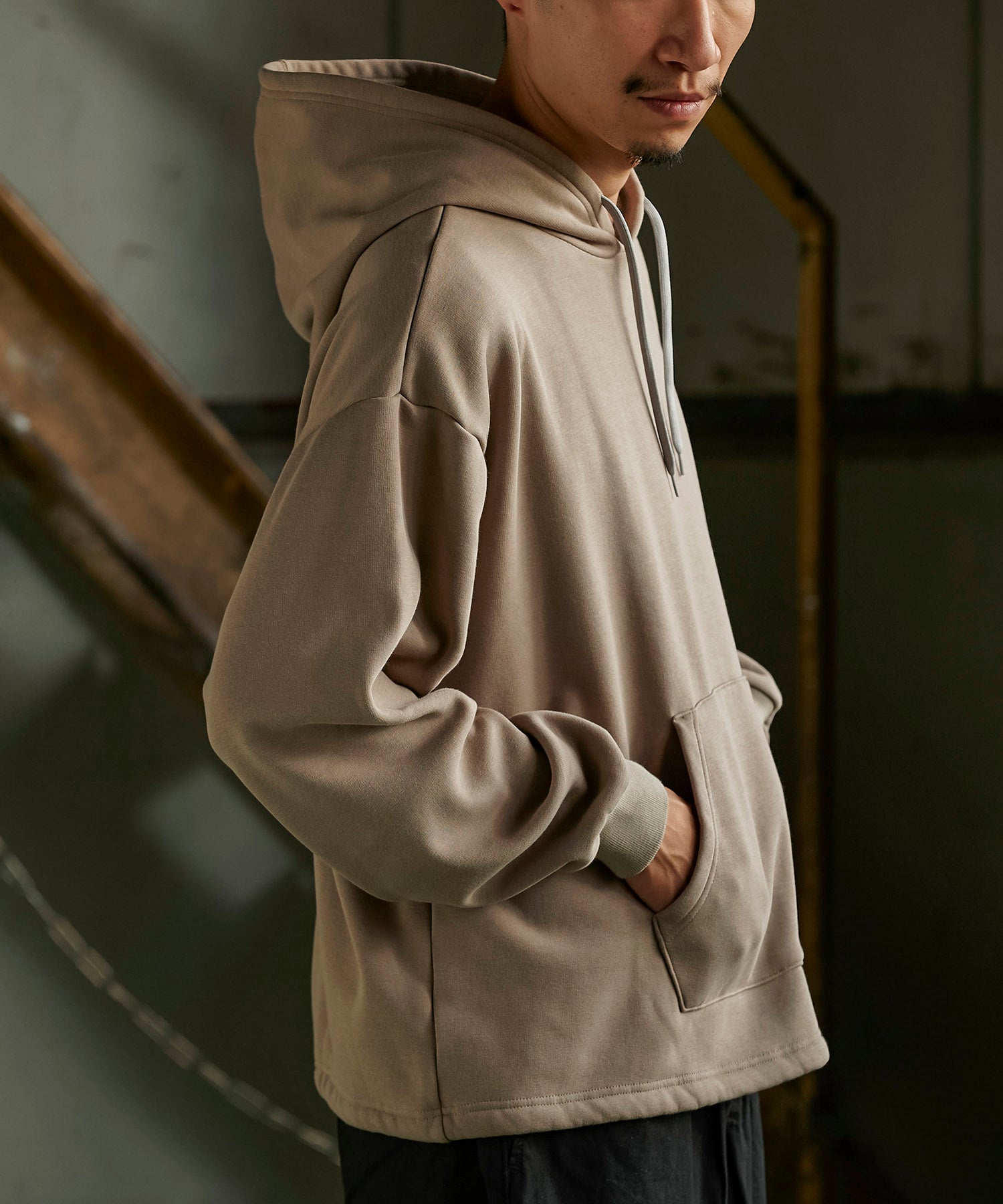 おしゃれ おすすめ ワークウェア ブランド ボンバー ヒート スウェット パーカー