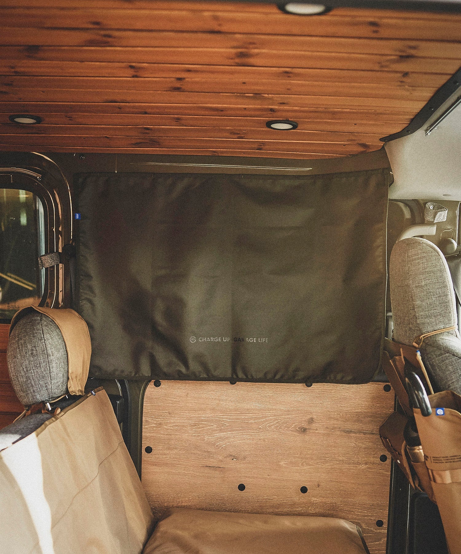 おしゃれ おすすめ カー用品 コーデュラ マグネット カーテン 汎用 便利グッズ