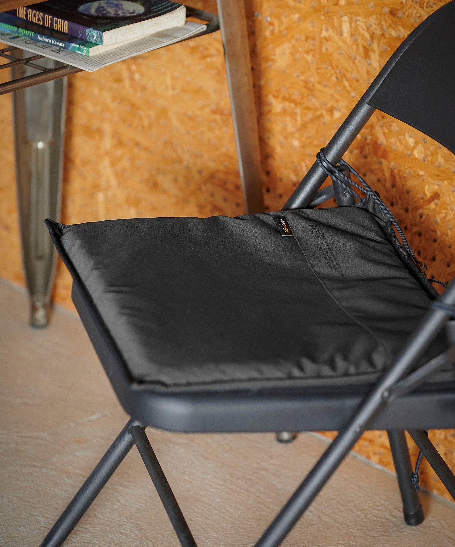 おしゃれ おすすめ カー用品 コーデュラ ジェルシートクッション 汎用 便利グッズ