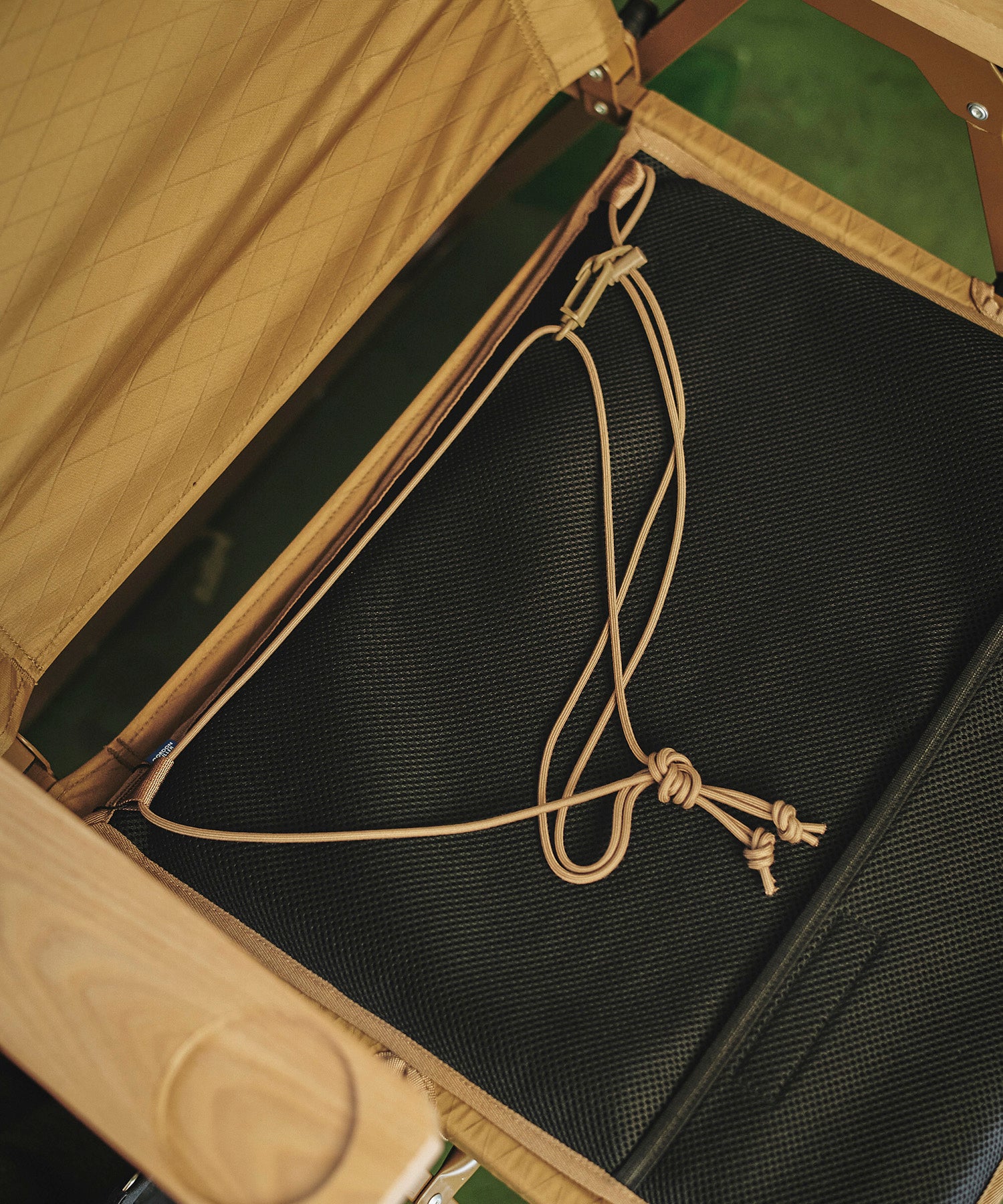 おしゃれ おすすめ カー用品 コーデュラ ジェルシートクッション 汎用 便利グッズ