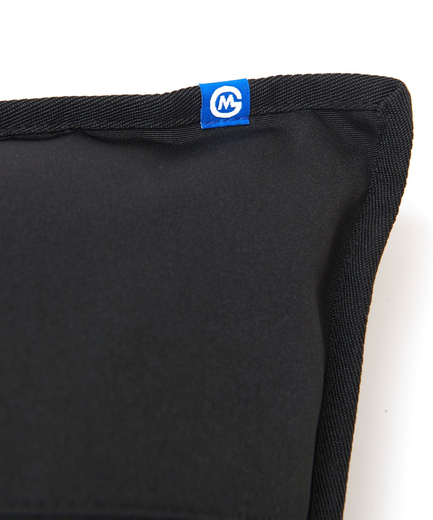 おしゃれ おすすめ カー用品 コーデュラ クッション 汎用 便利グッズ