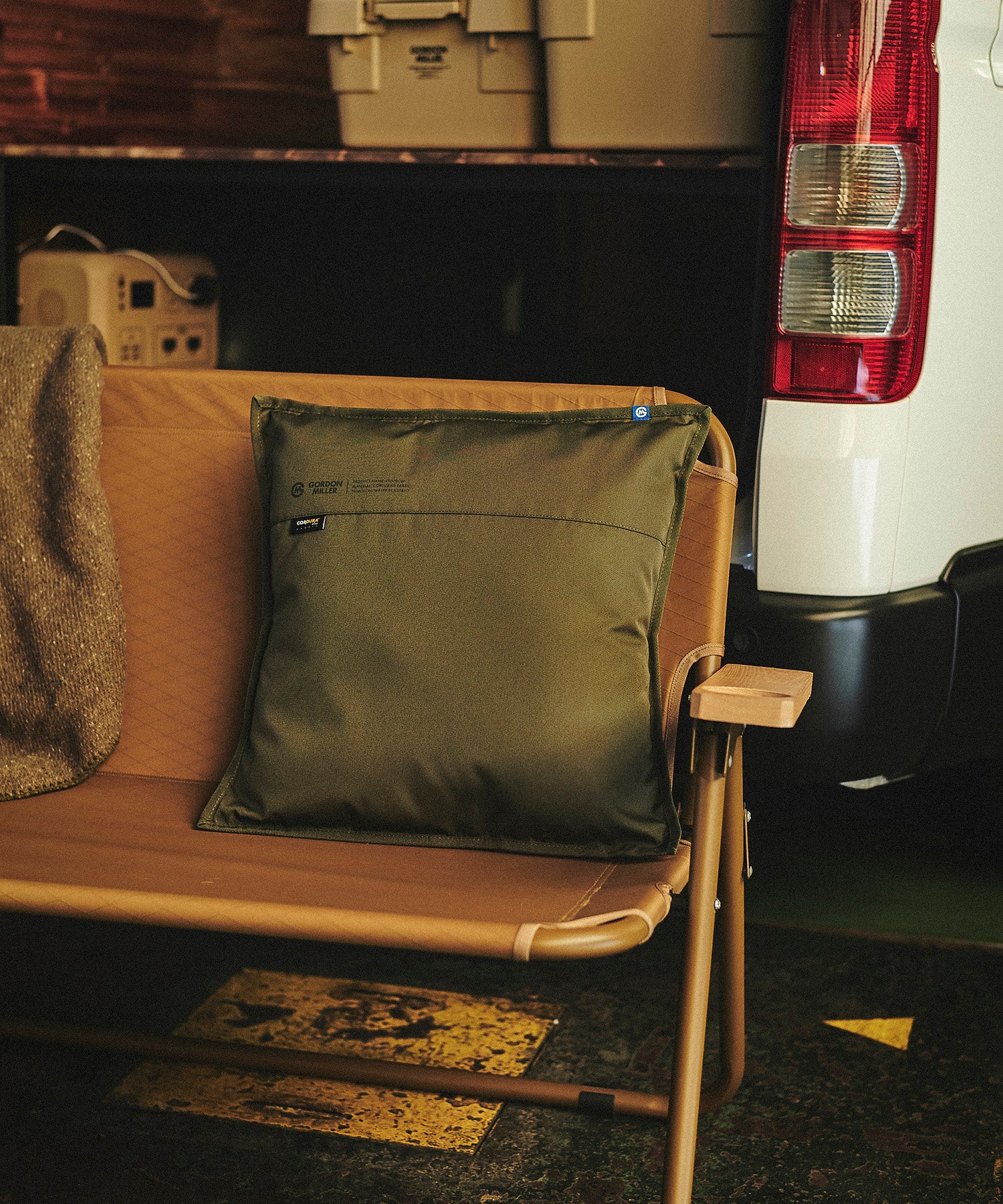 おしゃれ おすすめ カー用品 コーデュラ クッション 汎用 便利グッズ