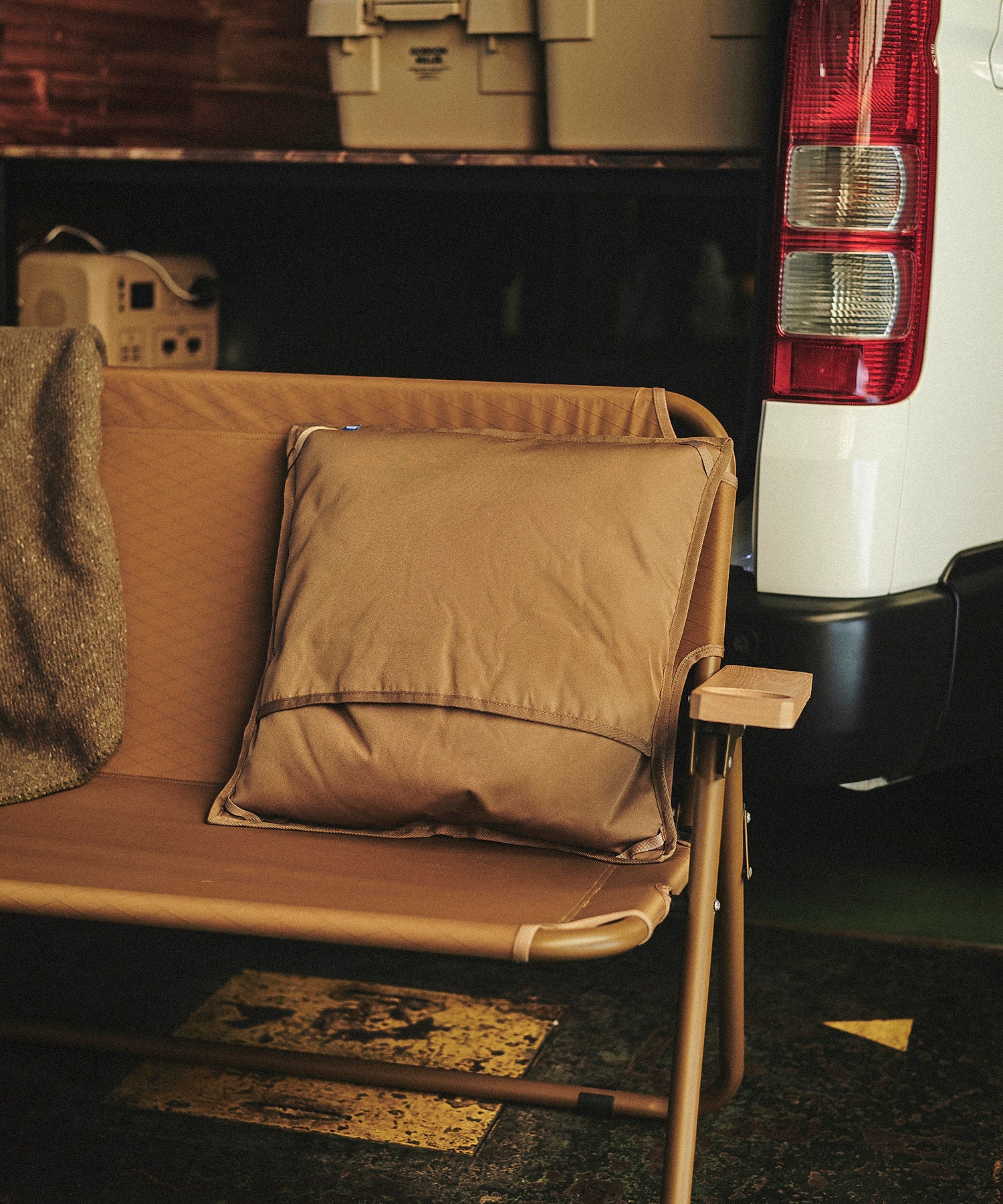 おしゃれ おすすめ カー用品 コーデュラ クッション 汎用 便利グッズ