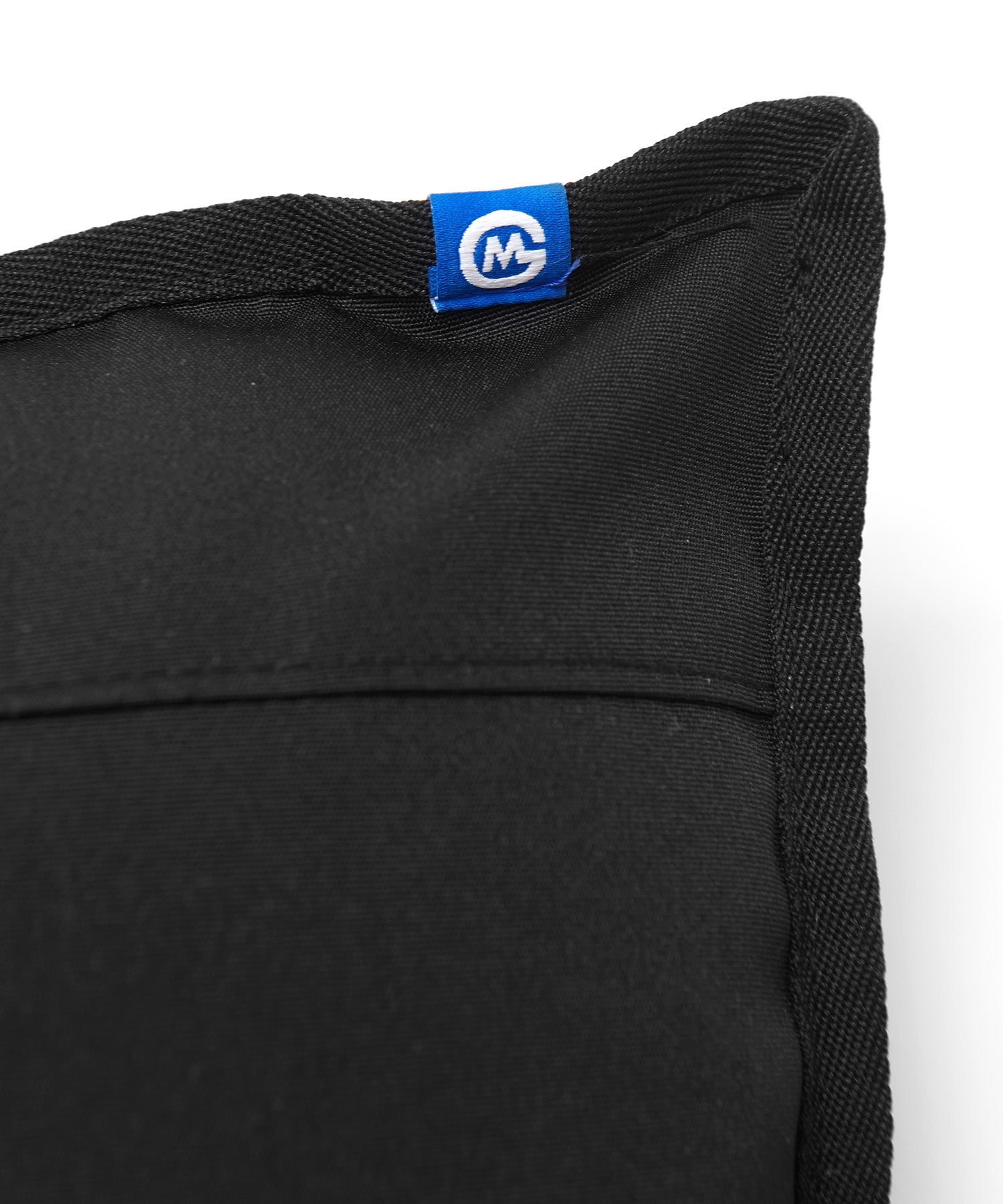 おしゃれ おすすめ カー用品 コーデュラ ハーフ クッション 汎用 便利グッズ