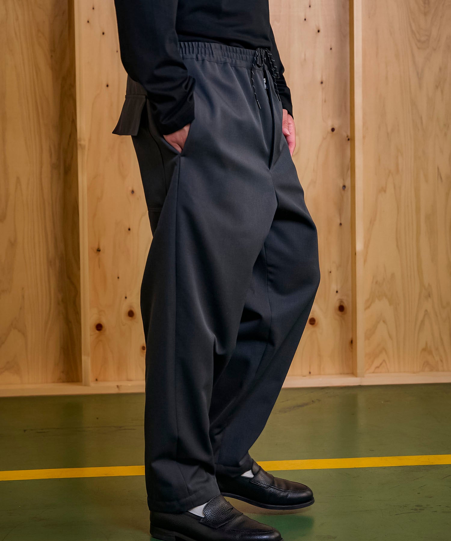 ジャックミラー シームレスライフ アパレル ワークウェア シンプル ファッション おすすめ おしゃれ JML パンツ ジェンダーレス ウール 冬 ドロスト