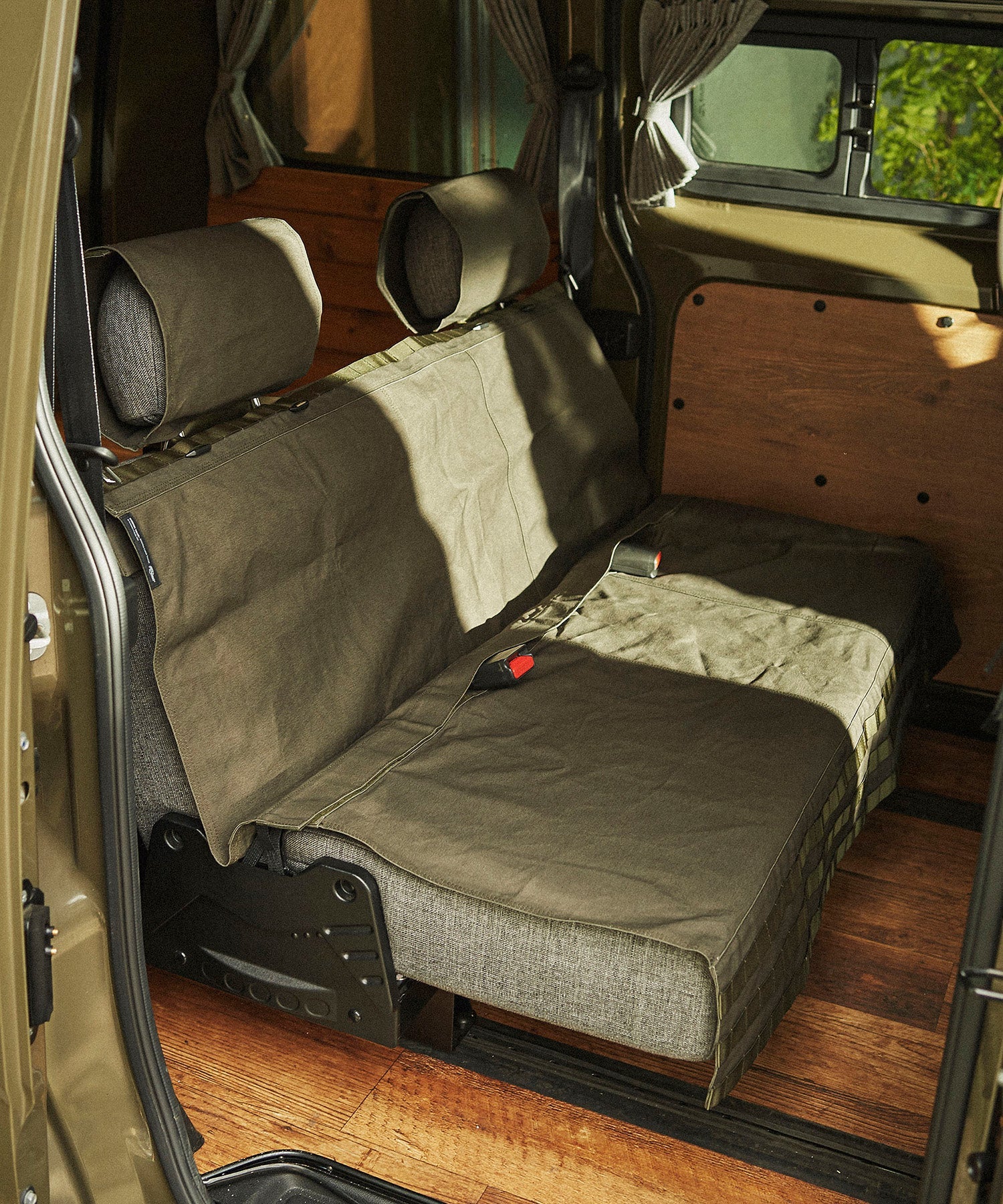 おしゃれ おすすめ カー用品 車 かけるだけ キャンバス 防水 汎用 リア シートカバー