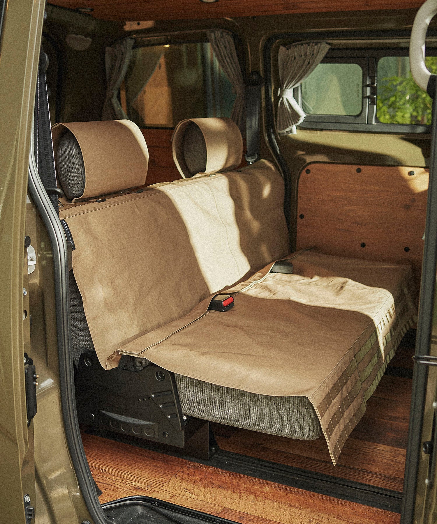 おしゃれ おすすめ カー用品 車 かけるだけ キャンバス 防水 汎用 リア シートカバー