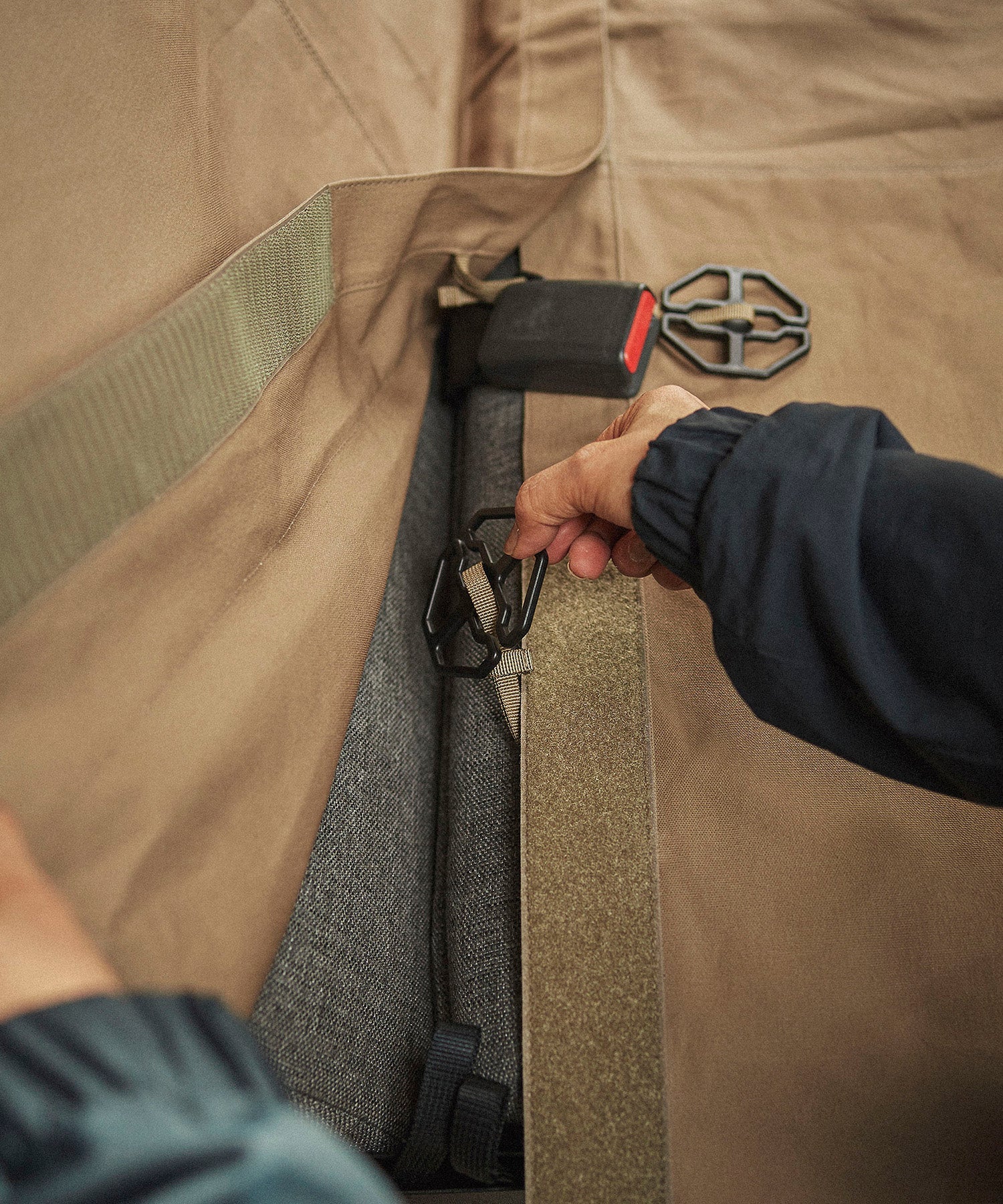 おしゃれ おすすめ カー用品 車 かけるだけ キャンバス 防水 汎用 リア シートカバー