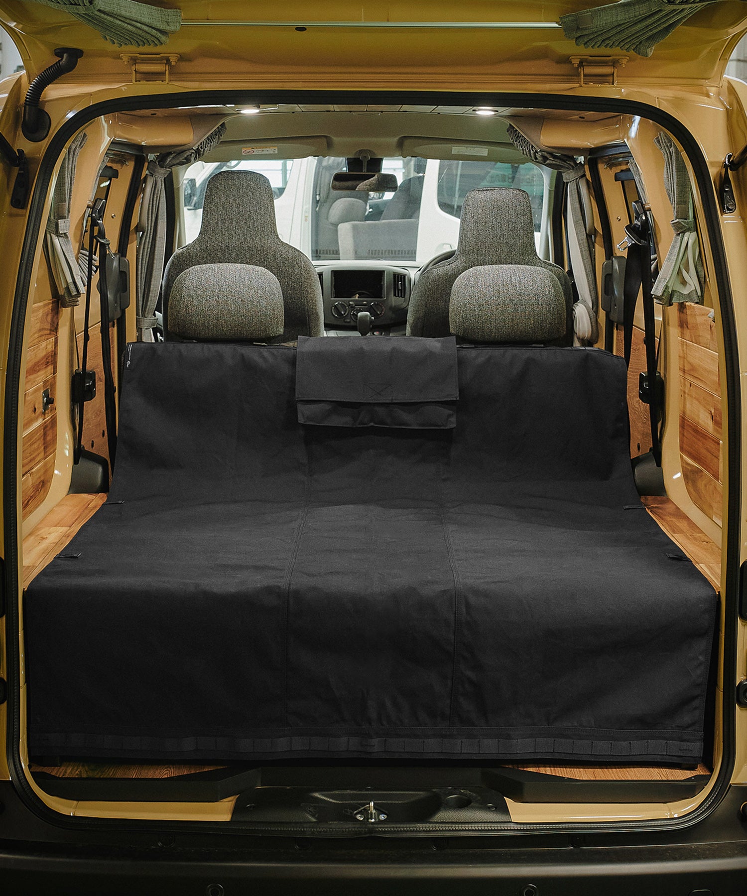 おしゃれ おすすめ カー用品 車 かけるだけ キャンバス 防水 汎用 ラゲッジシート