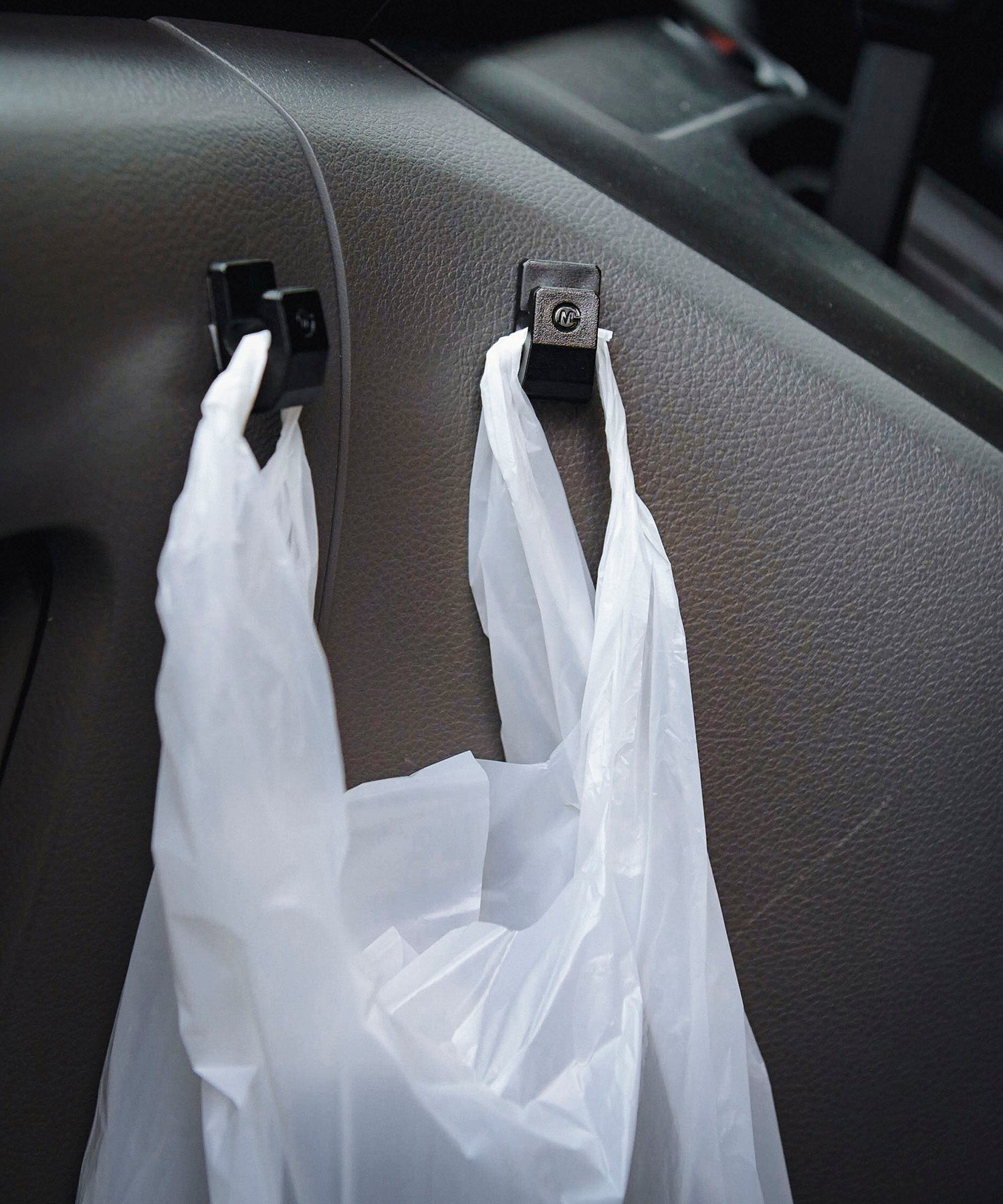 おしゃれ おすすめ カー用品 貼り付け フック 便利グッズ 汎用 オートバックス