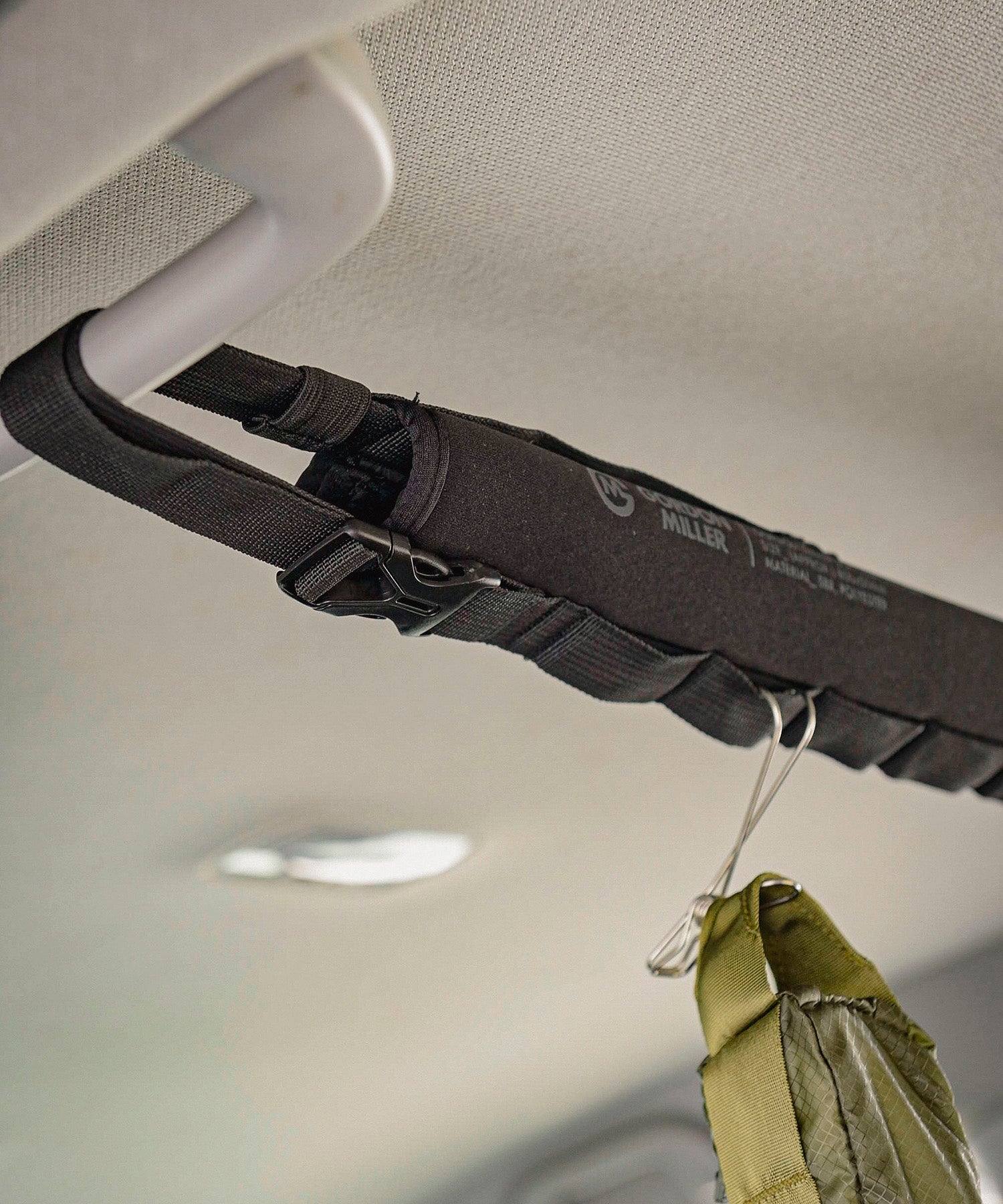 おしゃれ おすすめ カー用品 ソフト ハンギングバー 便利グッズ 収納 汎用