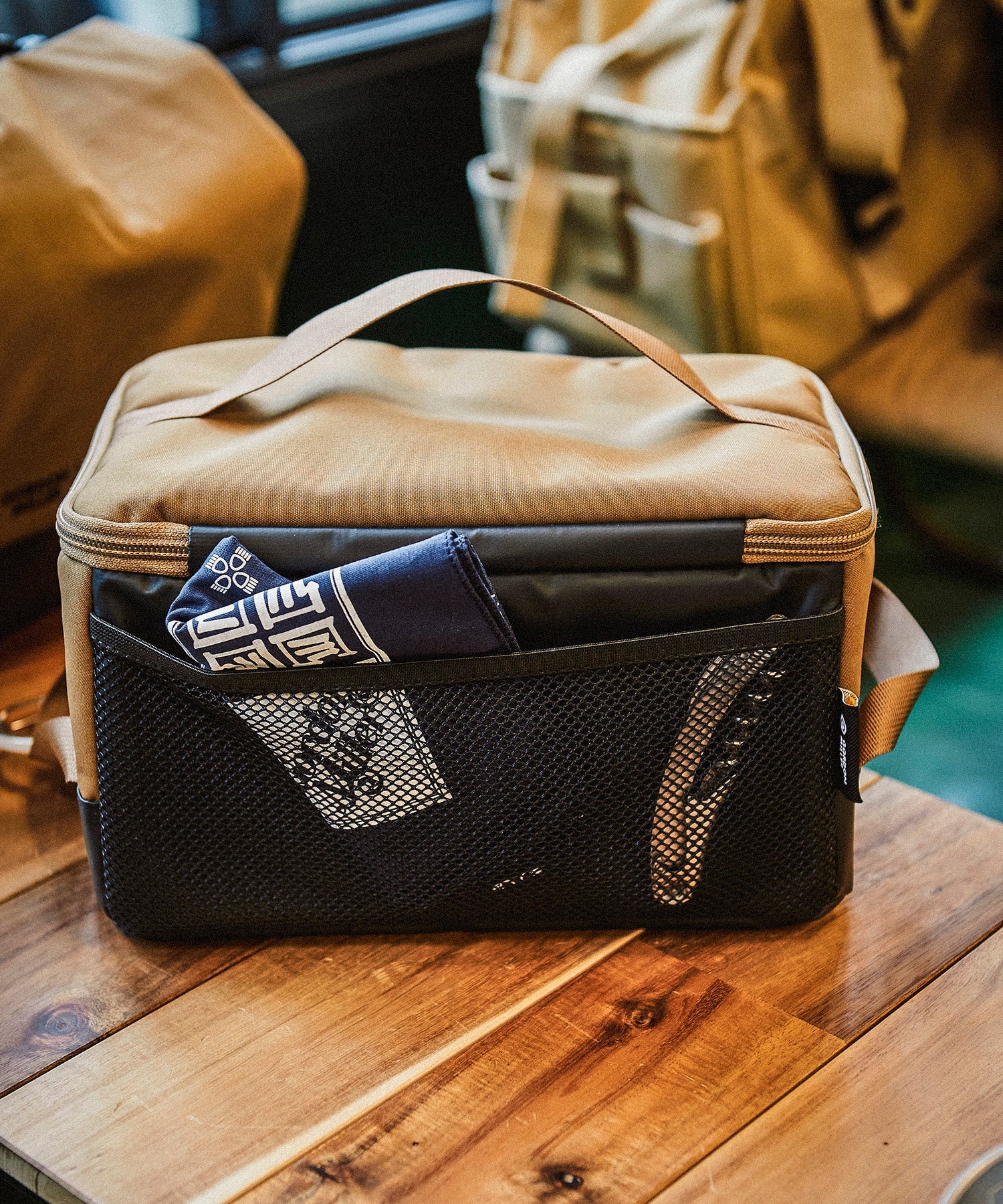 おしゃれ おすすめ アウトドア コーデュラ ソフト クーラーボックス 保冷バッグ