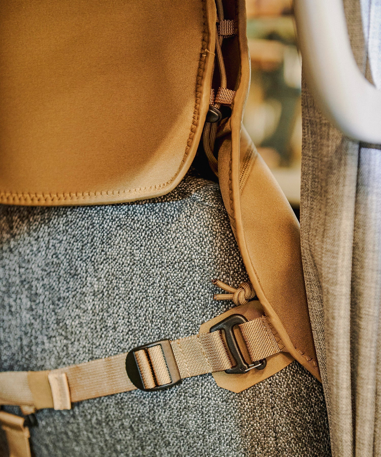 おしゃれ おすすめ カー用品 車 かけるだけ SBR 防水 汎用 フロント シートカバー