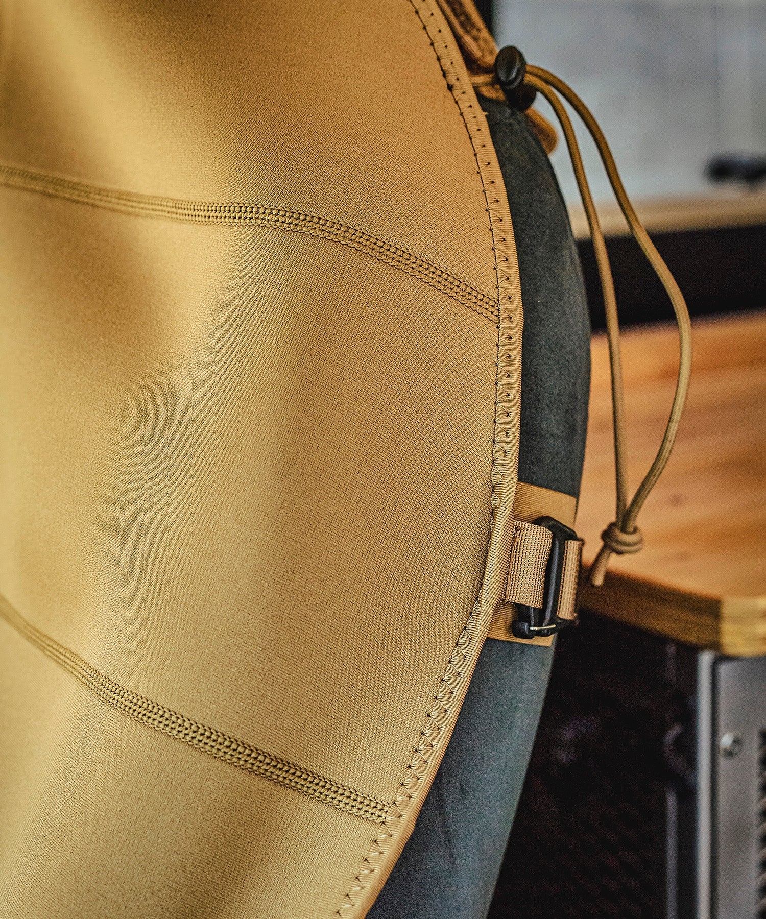 おしゃれ おすすめ カー用品 車 かけるだけ SBR 防水 汎用 フロント シートカバー