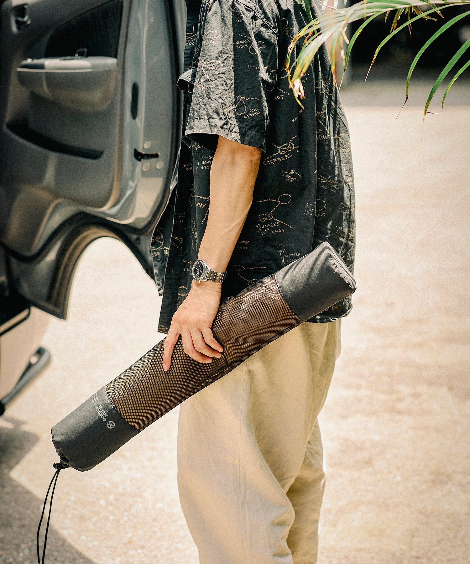 おしゃれ おすすめ カー用品 車 かけるだけ SBR 防水 汎用 フロント シートカバー