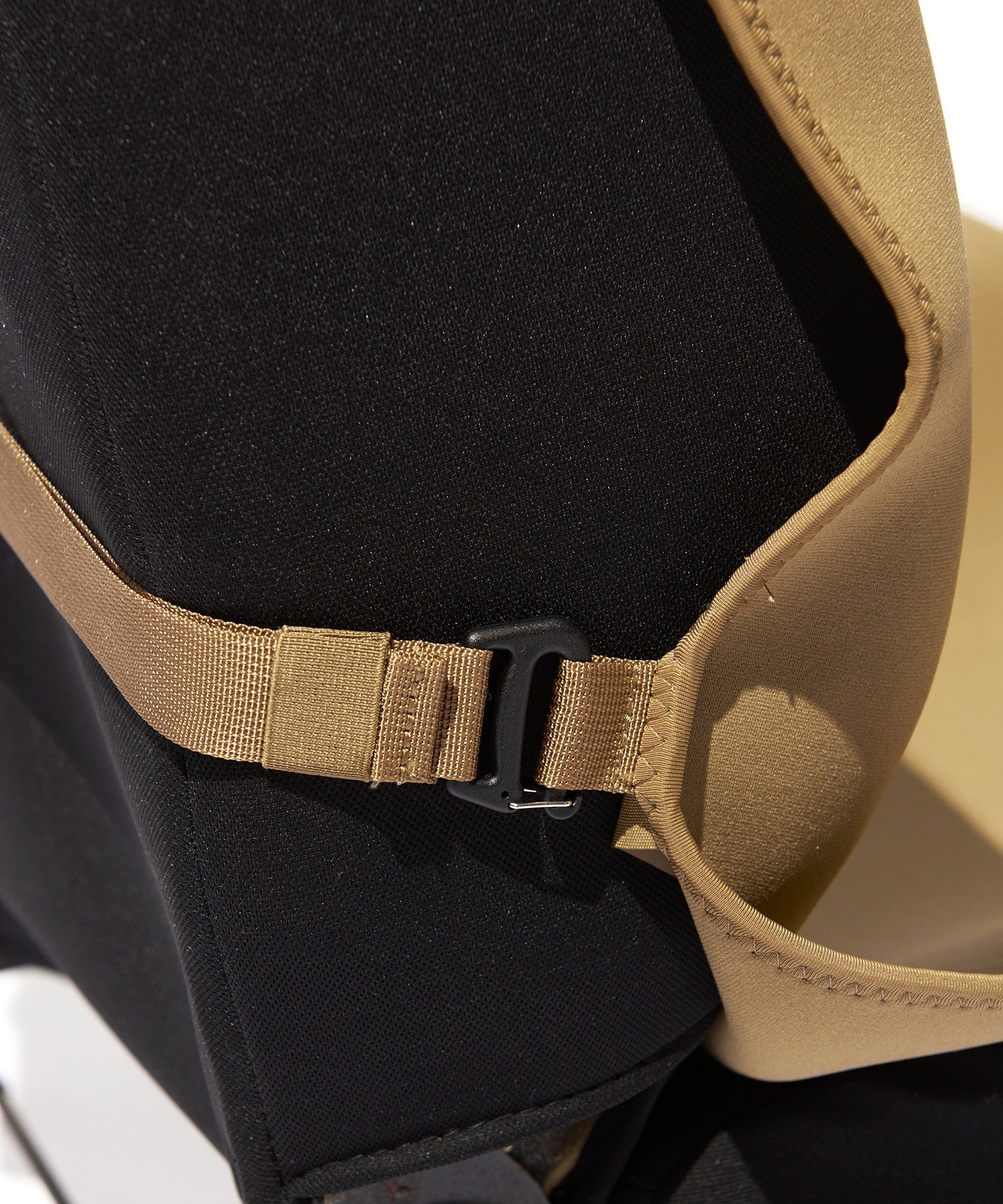 おしゃれ おすすめ カー用品 車 かけるだけ SBR 防水 汎用 フロント シートカバー