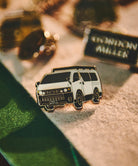 おしゃれ おすすめ カー用品 ピンズ バッジ カスタム オートバックス