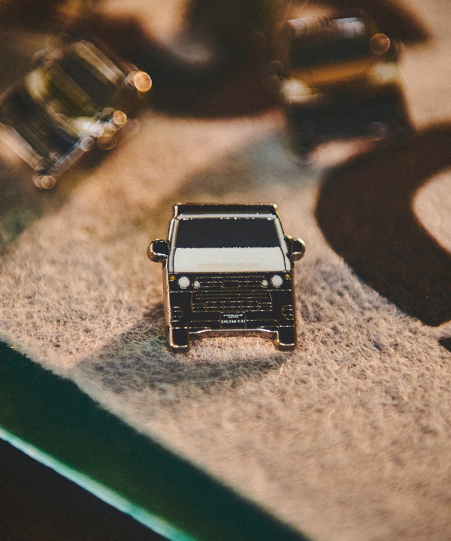 おしゃれ おすすめ カー用品 ピンズ バッジ カスタム オートバックス