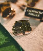 おしゃれ おすすめ カー用品 ピンズ バッジ カスタム オートバックス