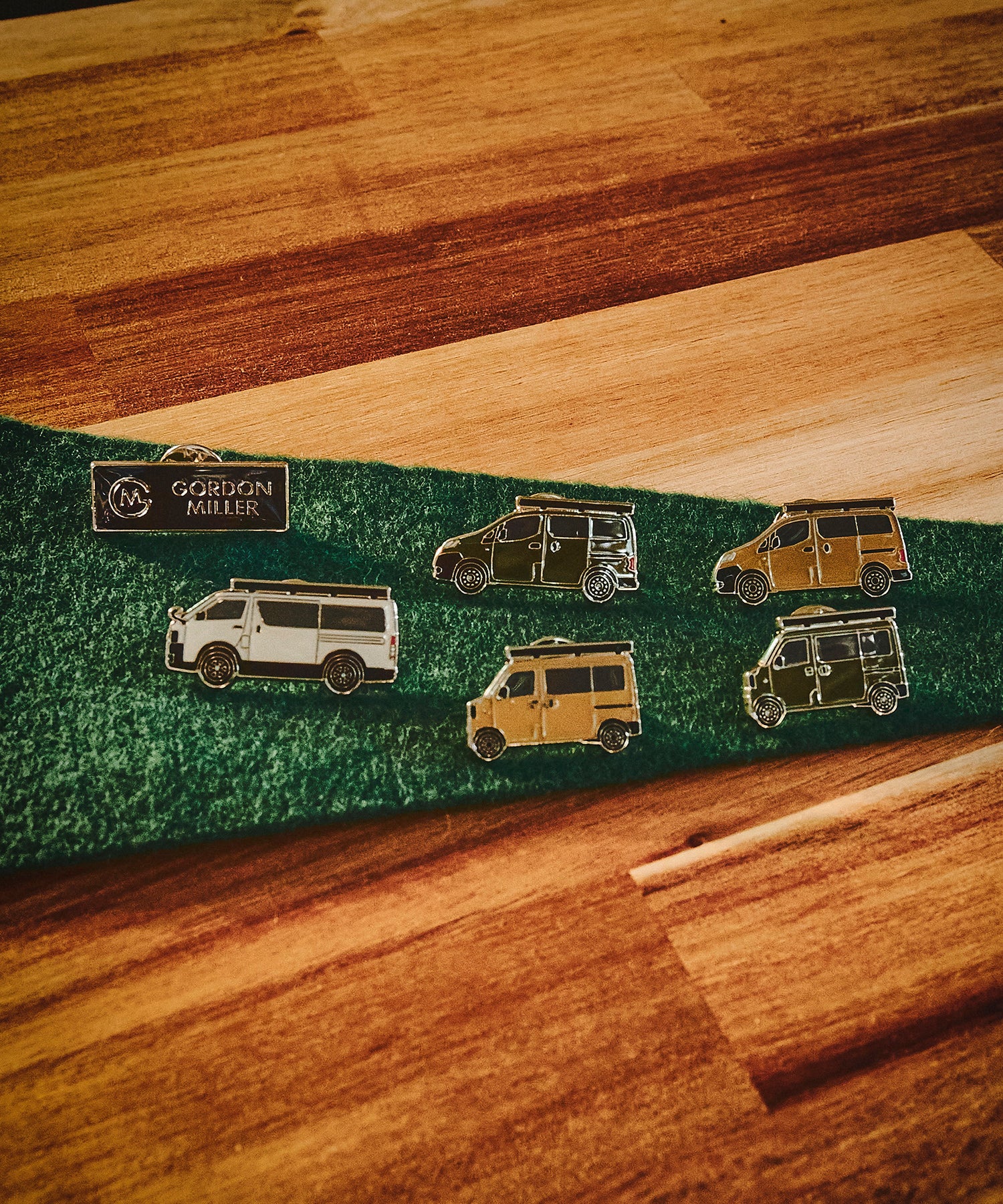 おしゃれ おすすめ カー用品 ピンズ バッジ カスタム オートバックス