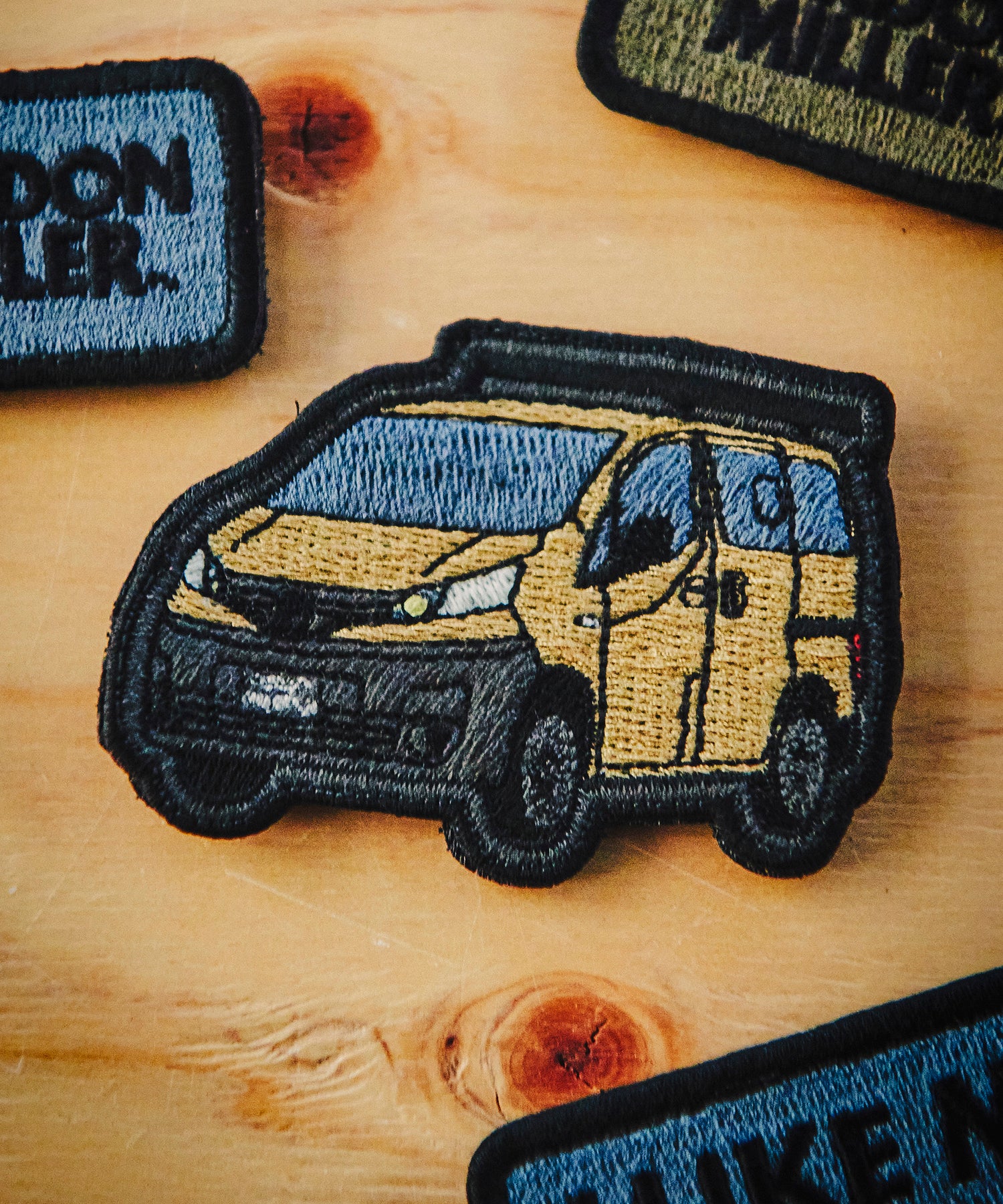 おしゃれ おすすめ カー用品 ベルクロパッチ マジックテープ カスタム オートバックス