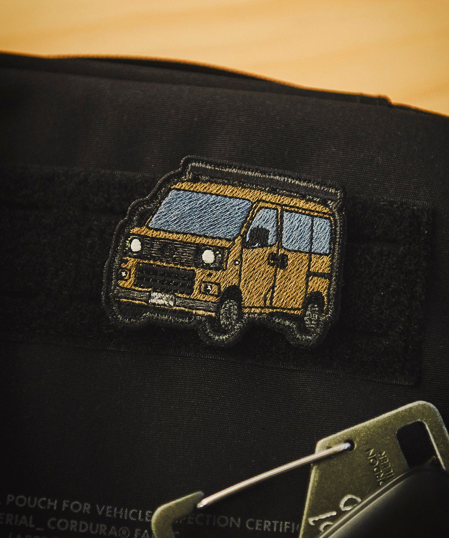 おしゃれ おすすめ カー用品 ベルクロパッチ マジックテープ カスタム オートバックス