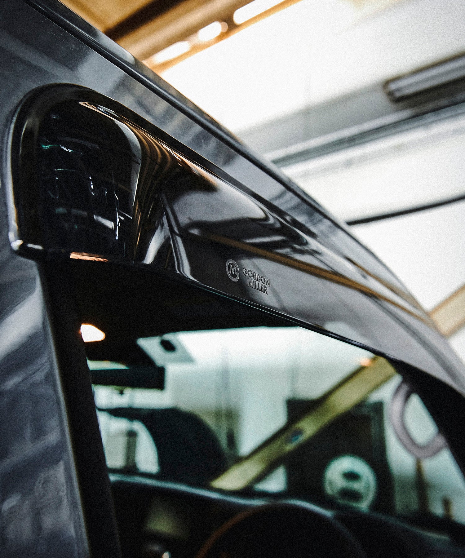 おしゃれ おすすめ カー用品 サイドバイザー キャラバン カスタム オートバックス