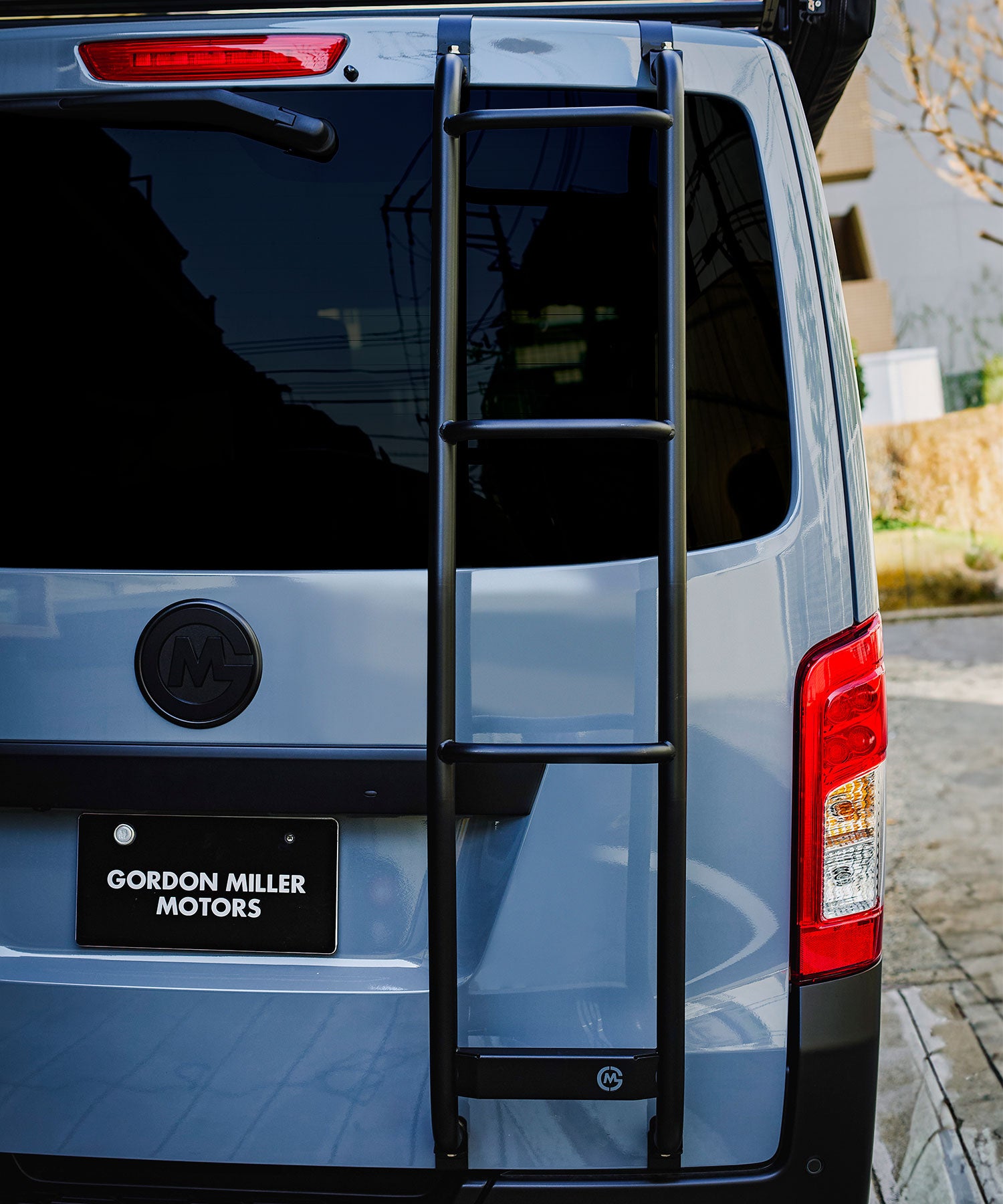 おしゃれ おすすめ カー用品 キャラバン用 リアラダー 便利グッズ オートバックス