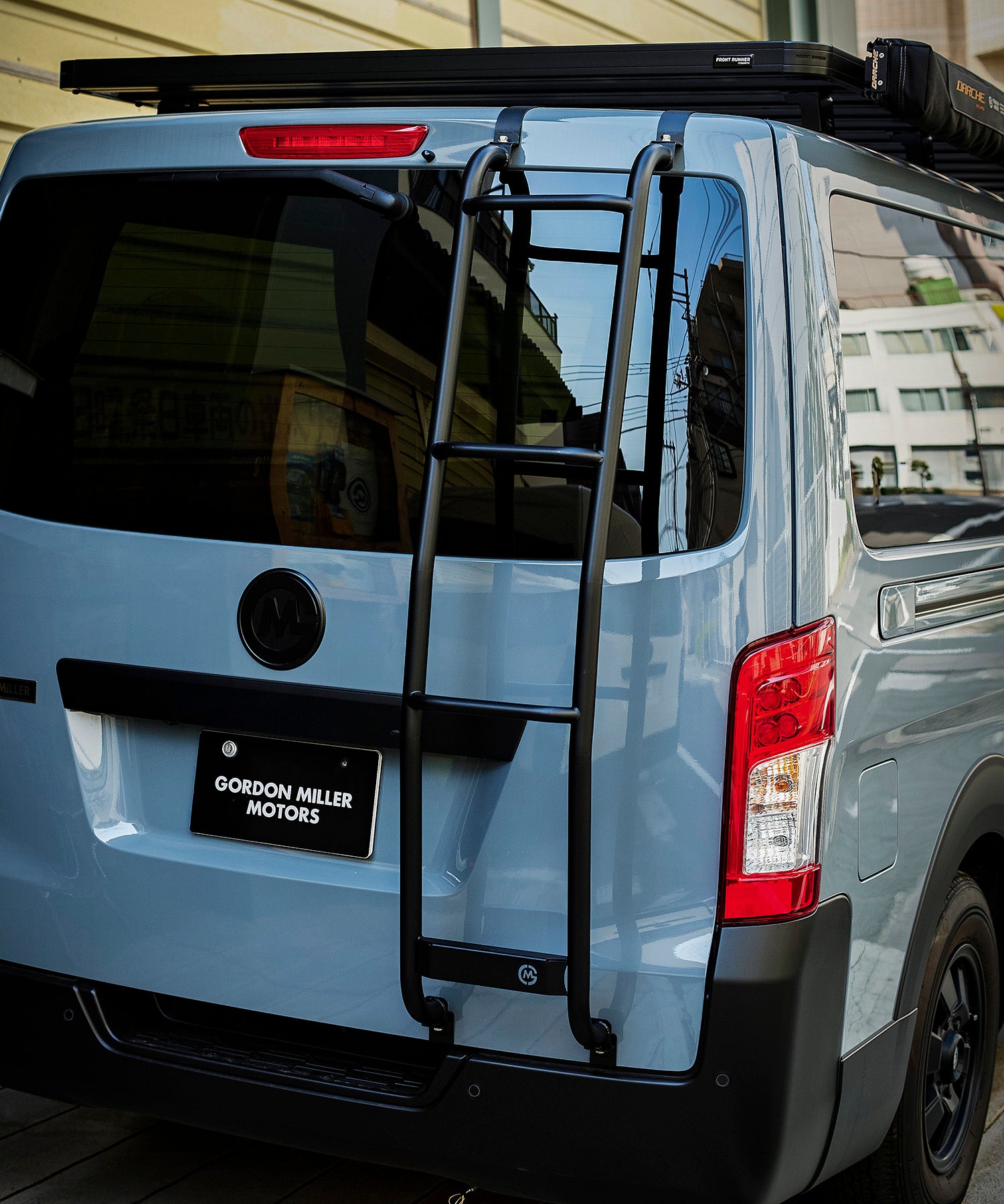 おしゃれ おすすめ カー用品 キャラバン用 リアラダー 便利グッズ オートバックス