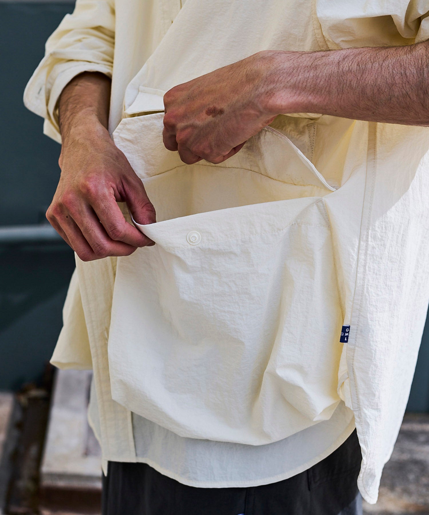 おしゃれ おすすめ ワークウェア ライト テック ナイロン シャツ 速乾 ドライ 軽量