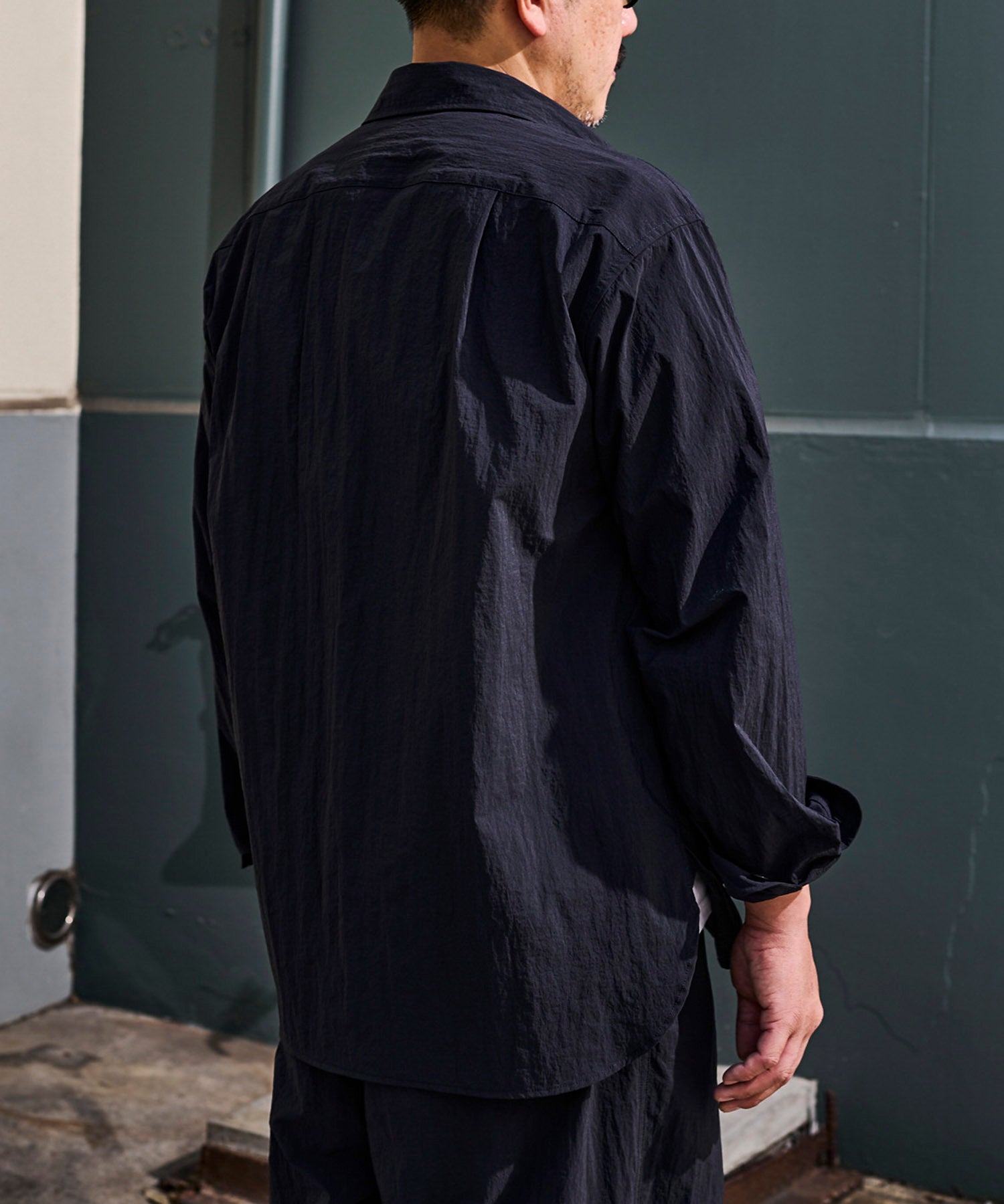 おしゃれ おすすめ ワークウェア ライト テック ナイロン シャツ 速乾 ドライ 軽量