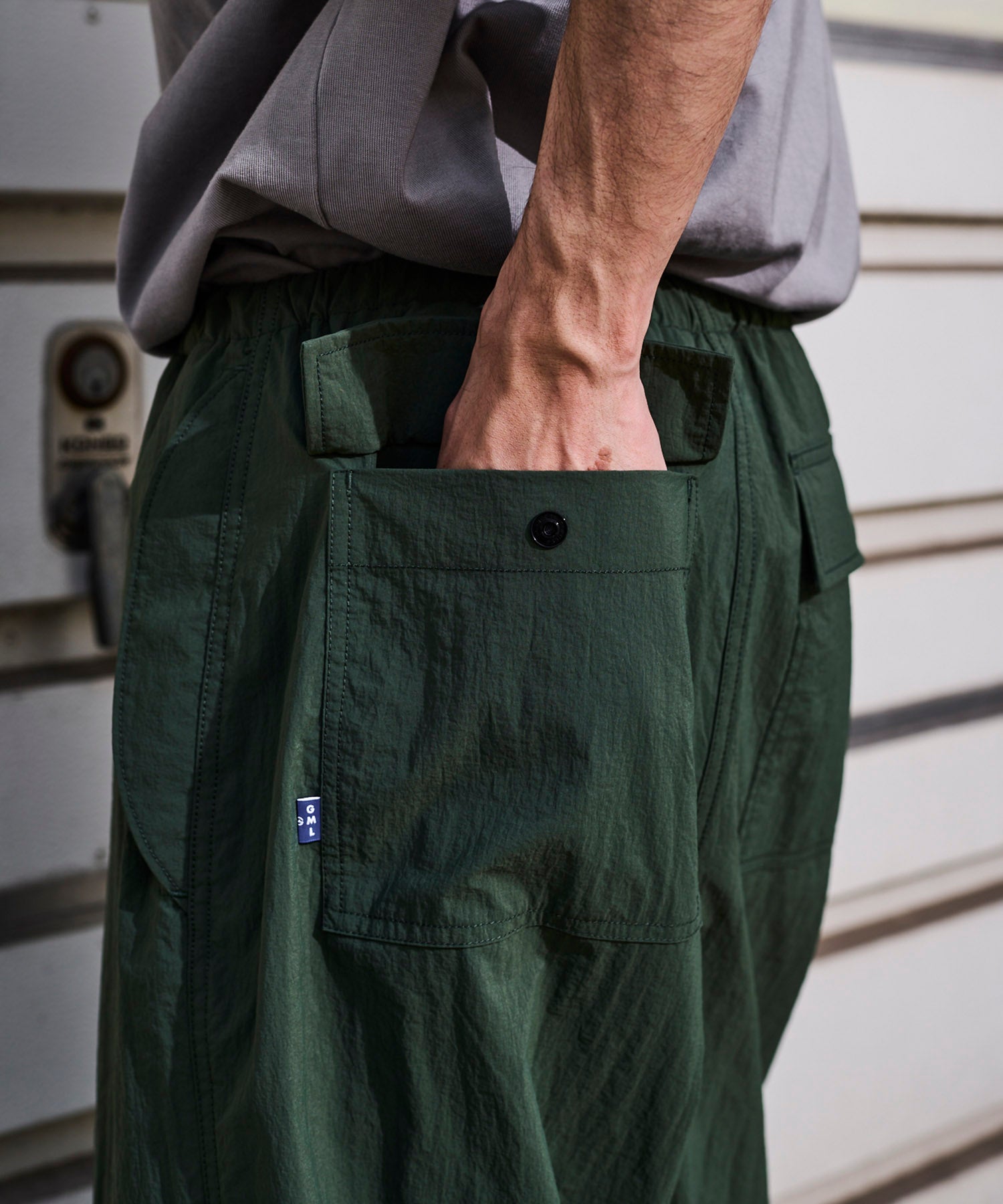 おしゃれ おすすめ ワークウェア ライト テック パラシュート パンツ 速乾 ドライ 軽量